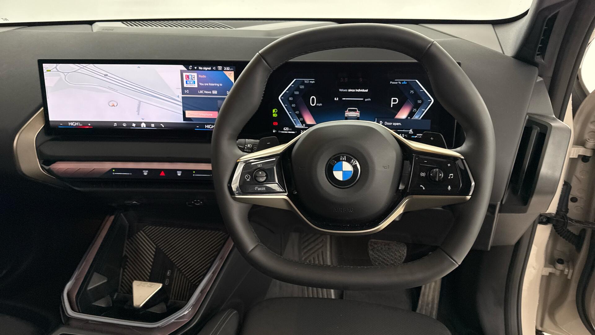 BMW X3 view 5