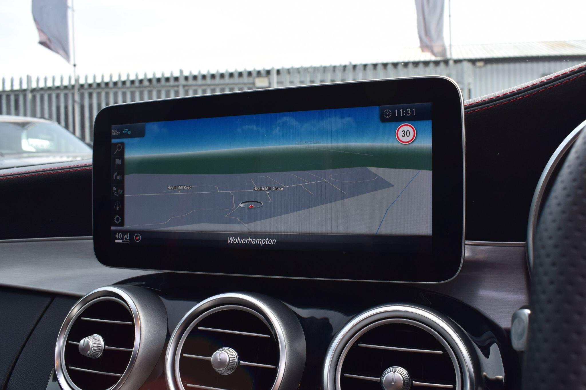 Mercedes-Benz C-Class view 20