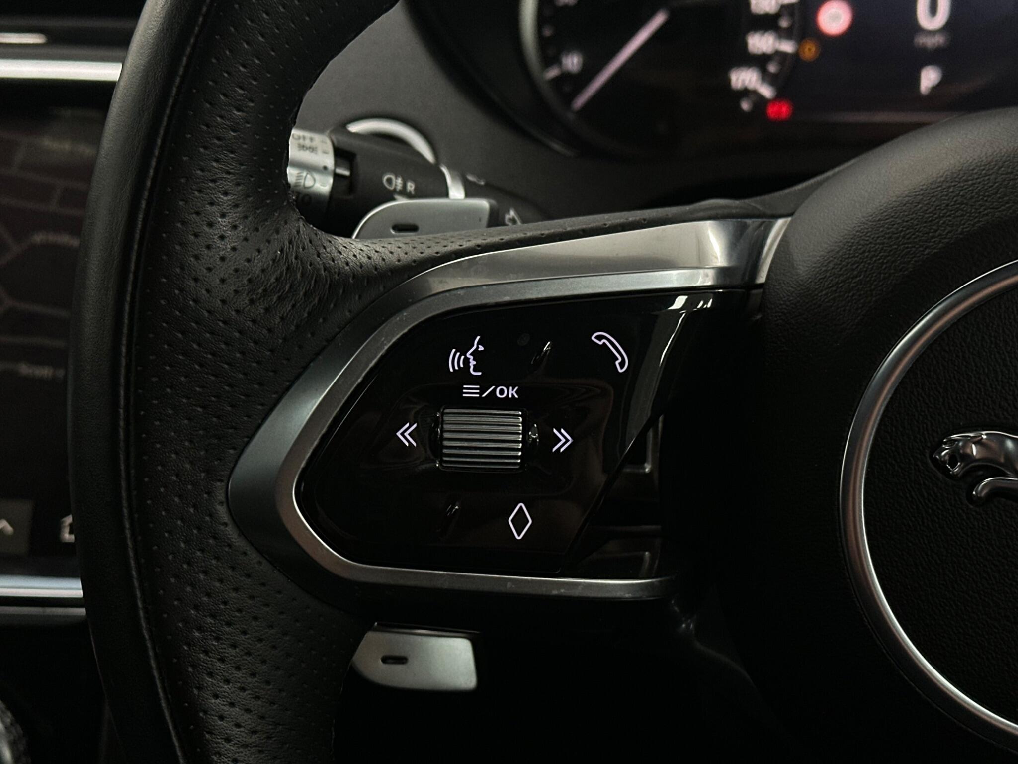 Jaguar E-Pace view 26