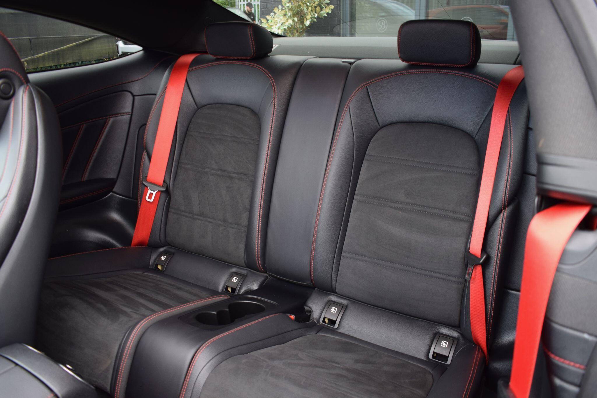 Mercedes-Benz C Class view 29