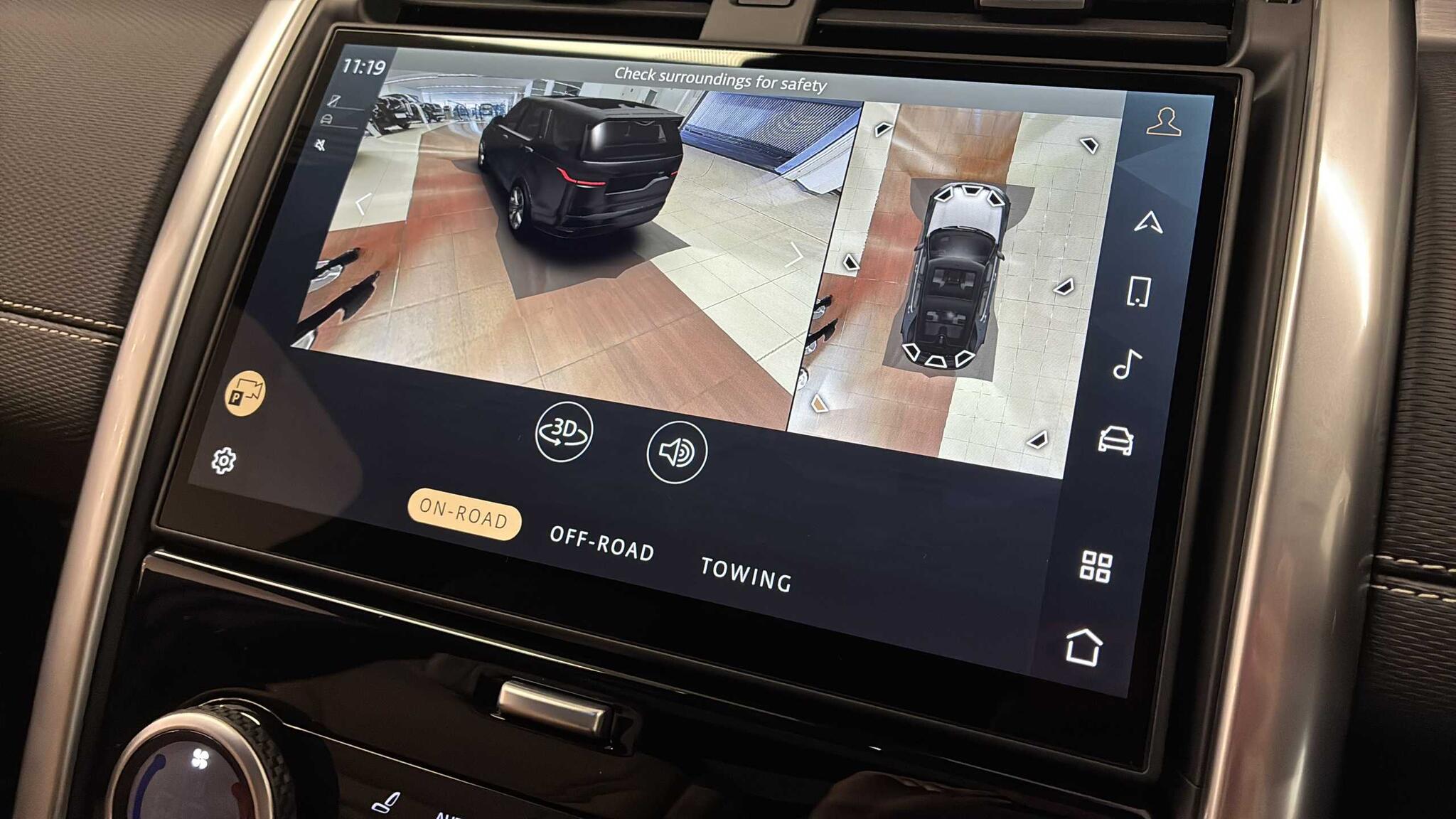 Land Rover Discovery view 12