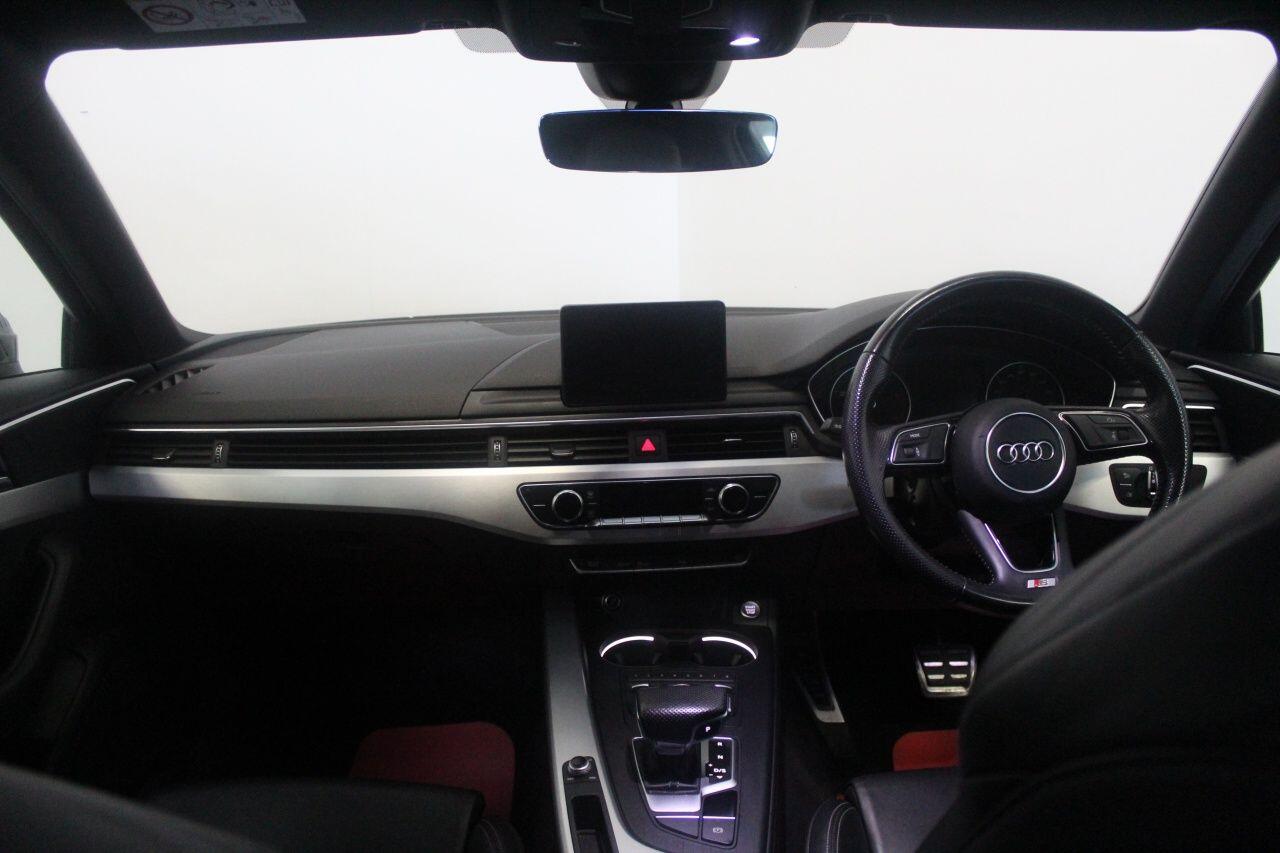 Audi A4 view 30