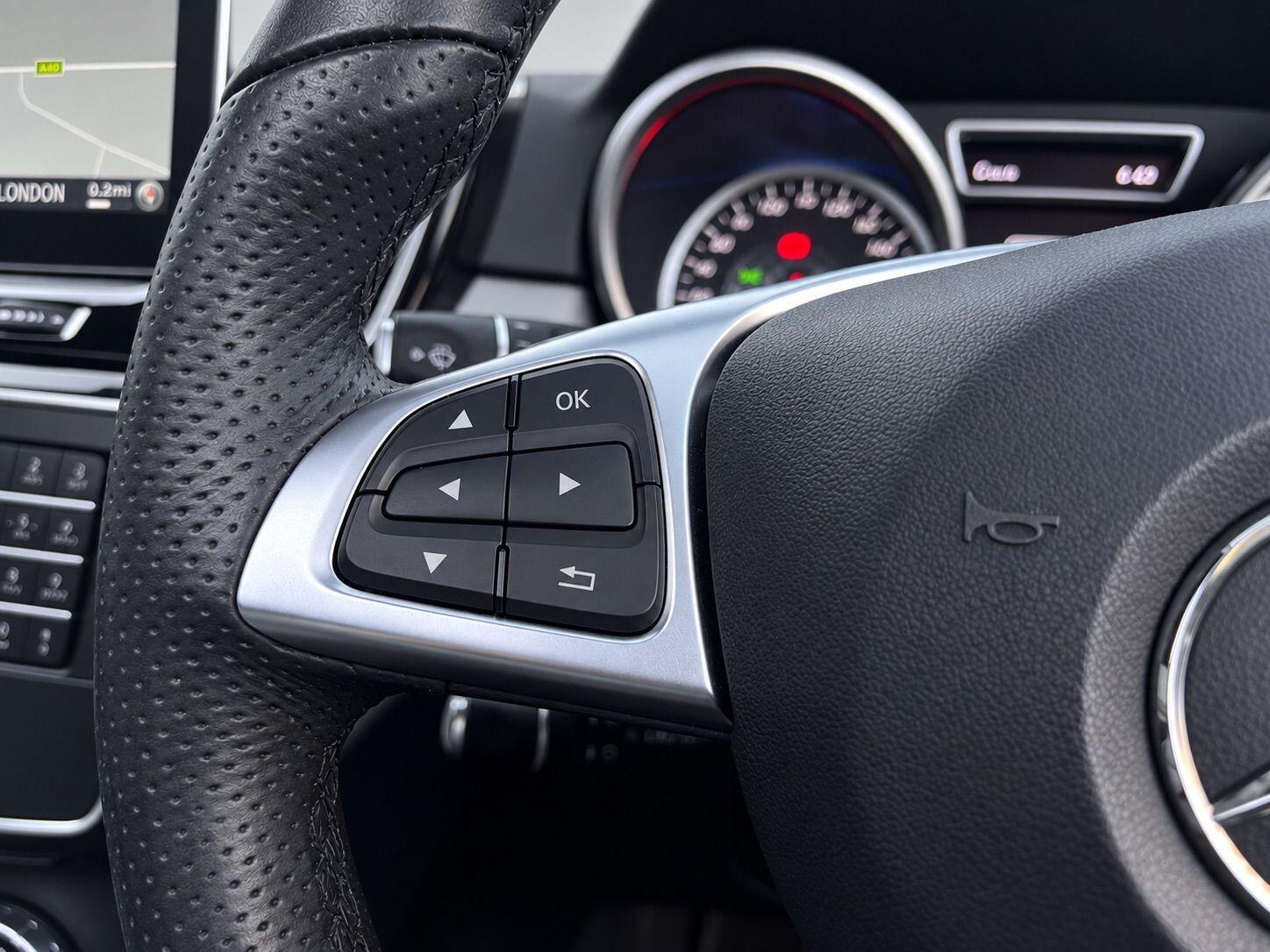 Mercedes-Benz Gle view 33