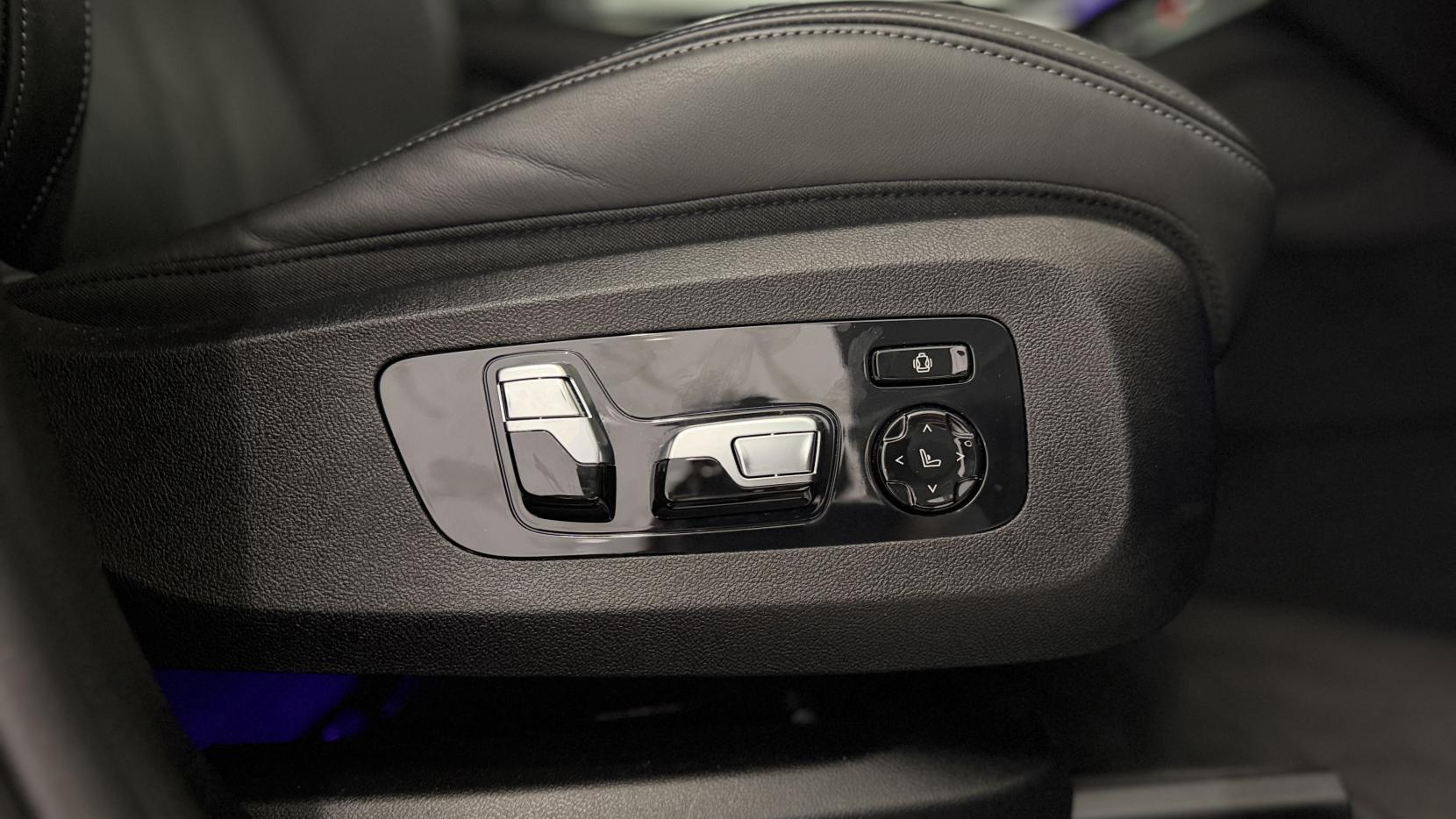 BMW XM view 39