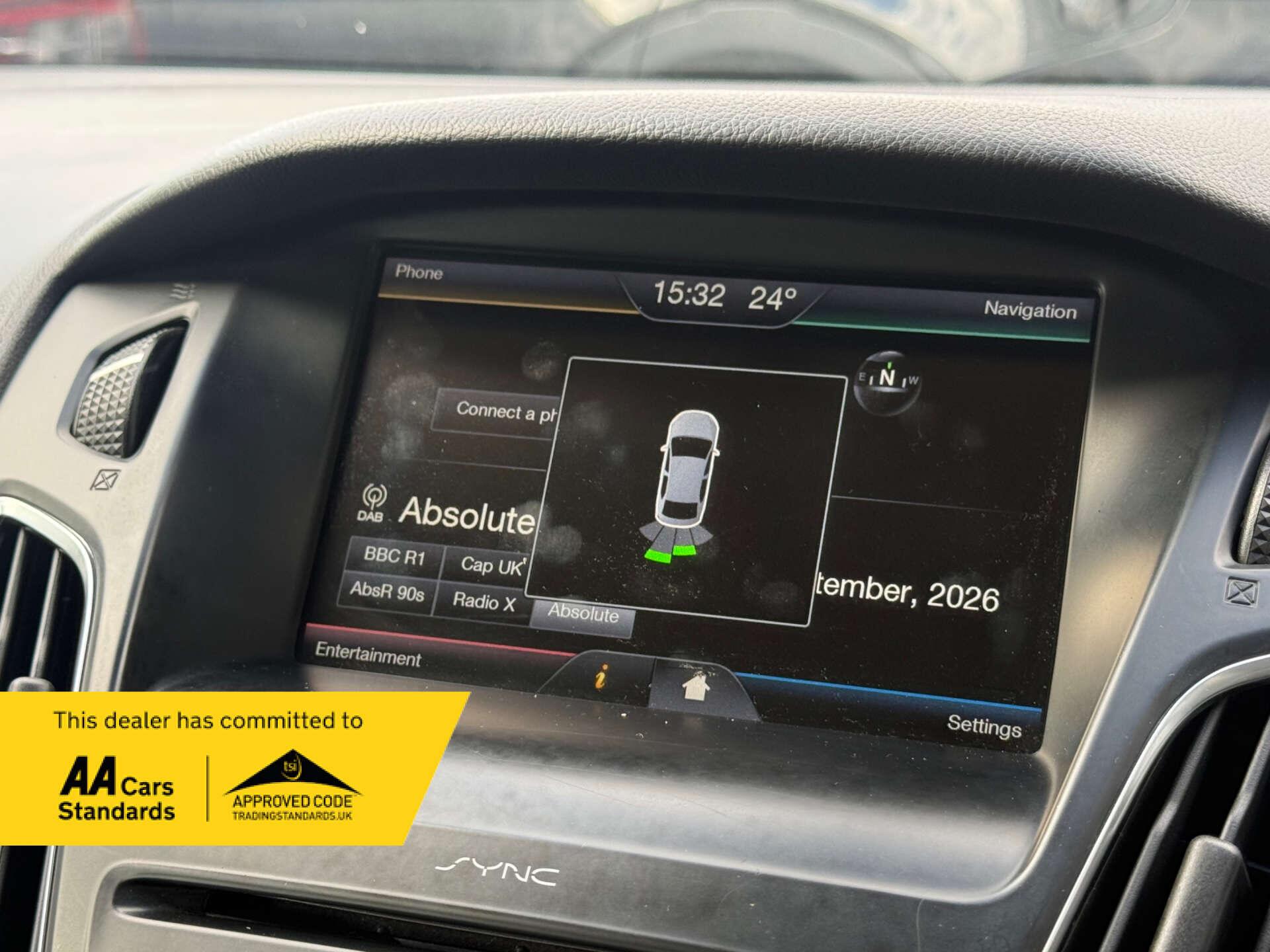 Ford Focus view 44
