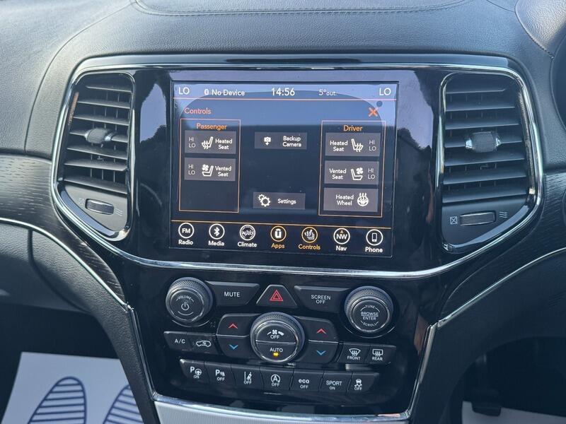 2019 Jeep Grand Cherokee 3.0 V6 MultiJetII Summit Auto 4WD Euro 6 (s/s) 5dr • 45,000 miles image 43