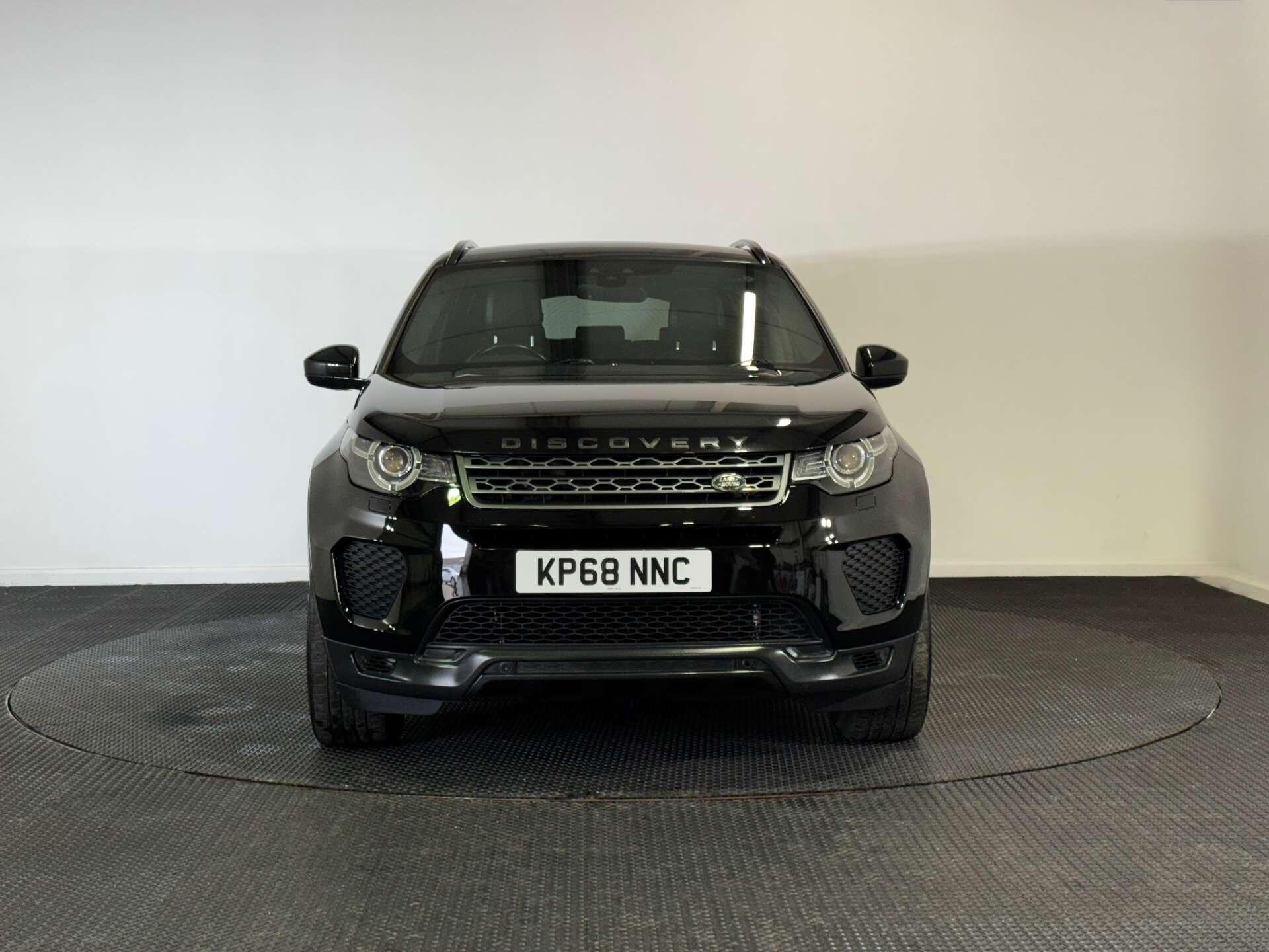 Land Rover Discovery Sport view 2