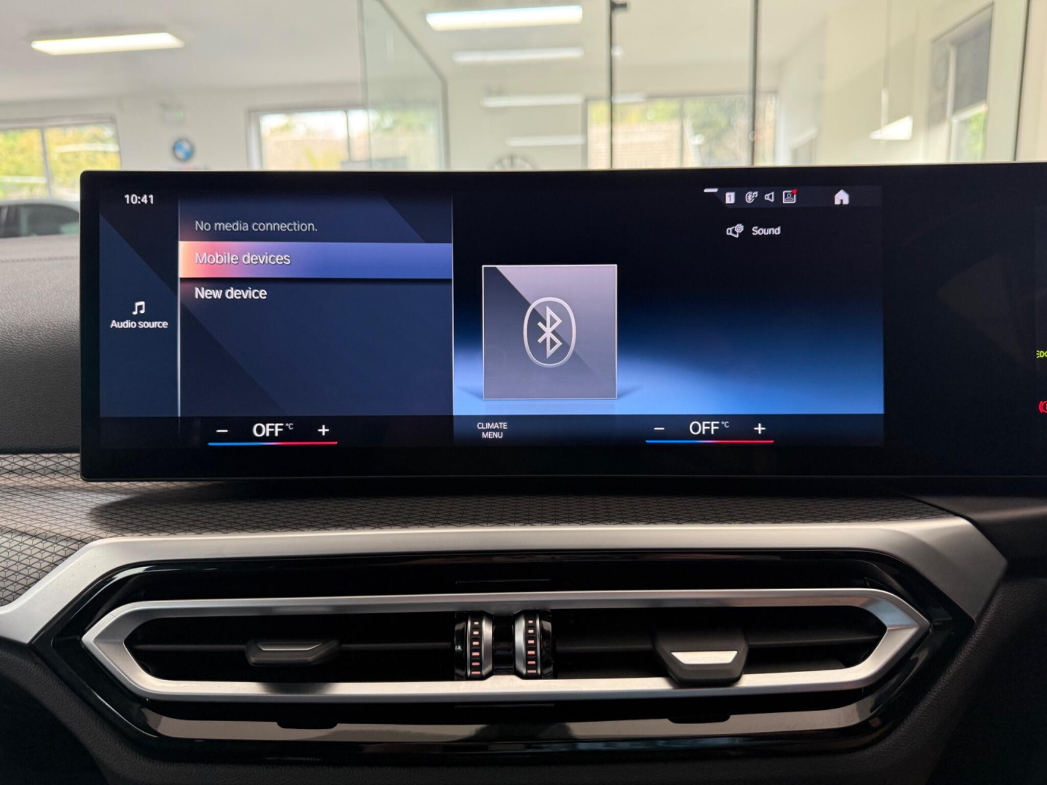 BMW I4 view 15