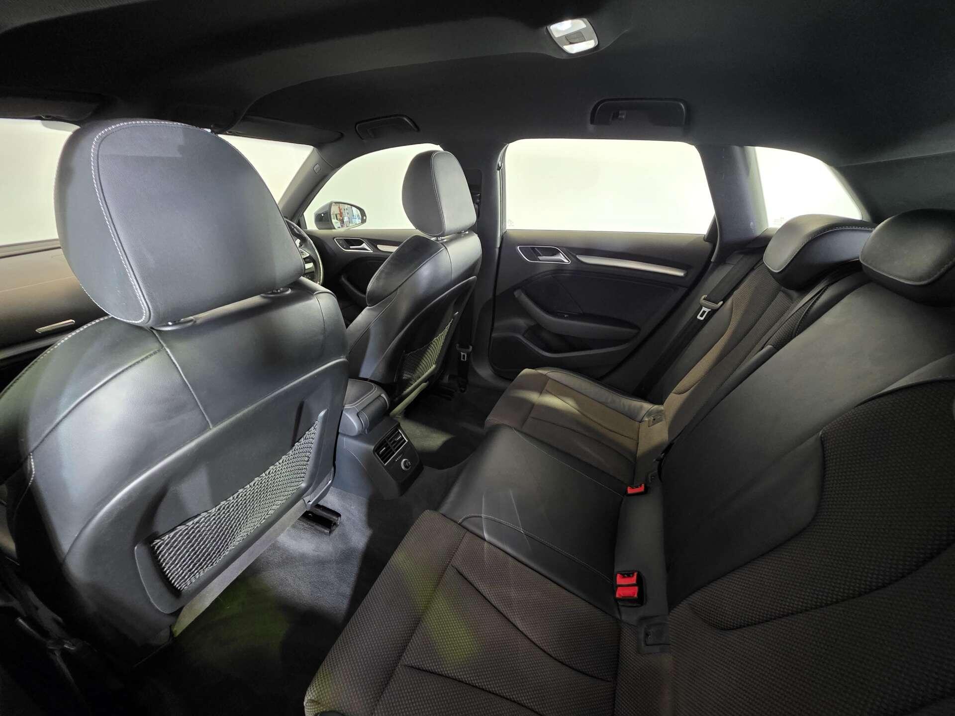 Audi A3 view 46