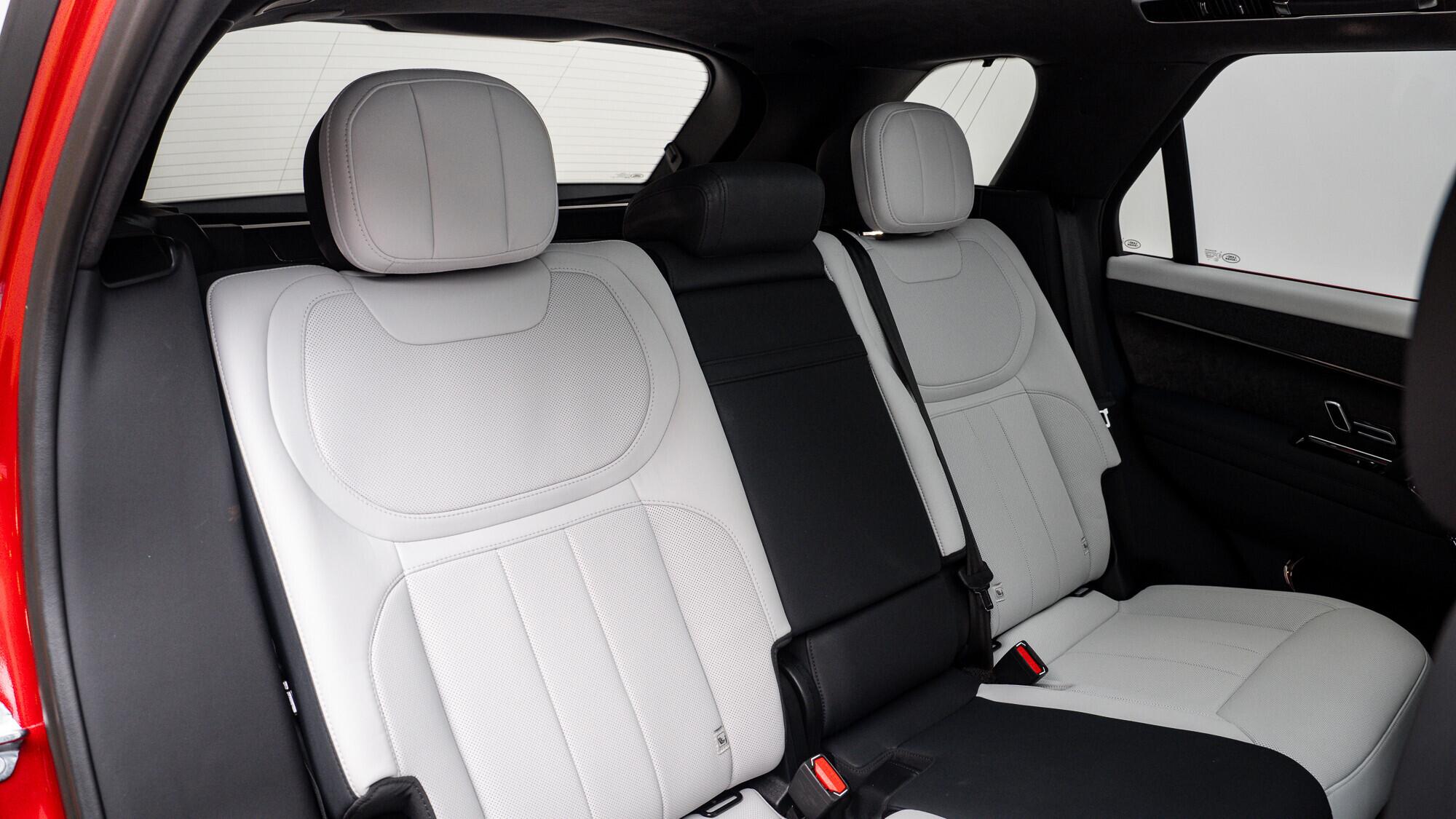 Land Rover Range Rover Sport view 19
