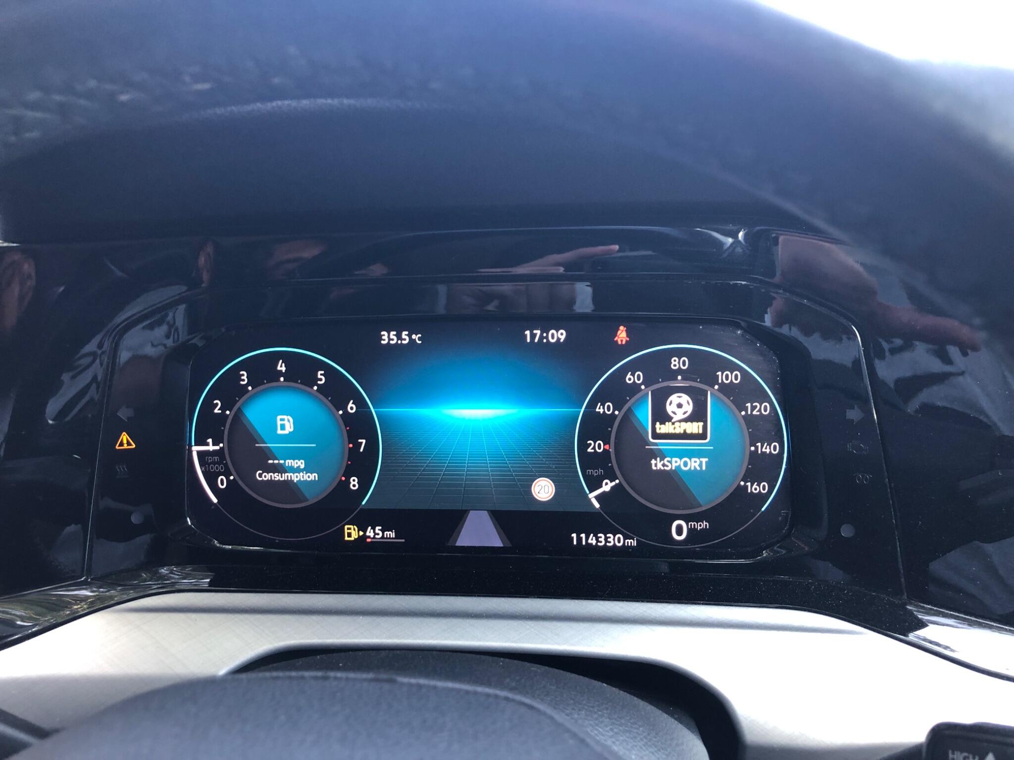 Volkswagen Golf view 13