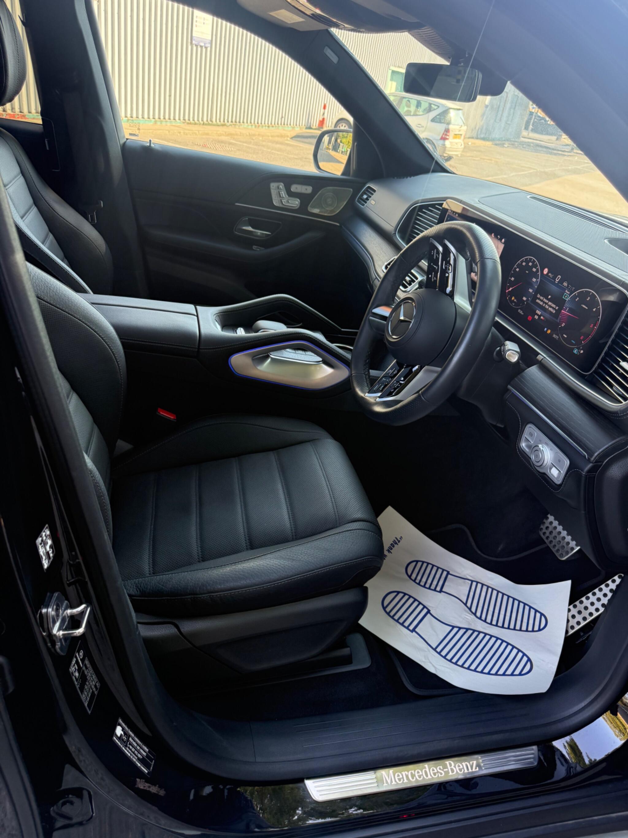 Mercedes-Benz GLS view 11