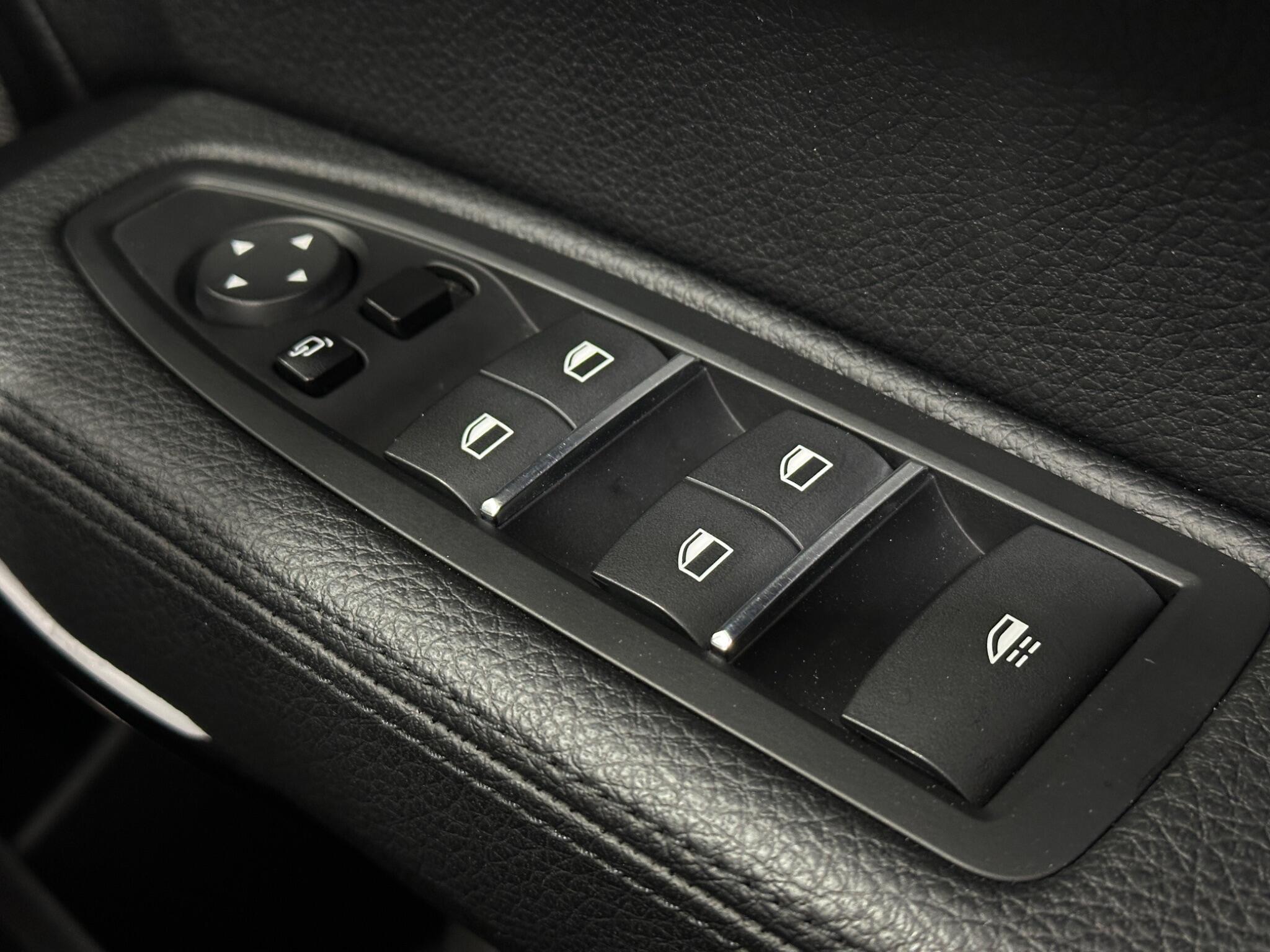 BMW 2 Series view 19