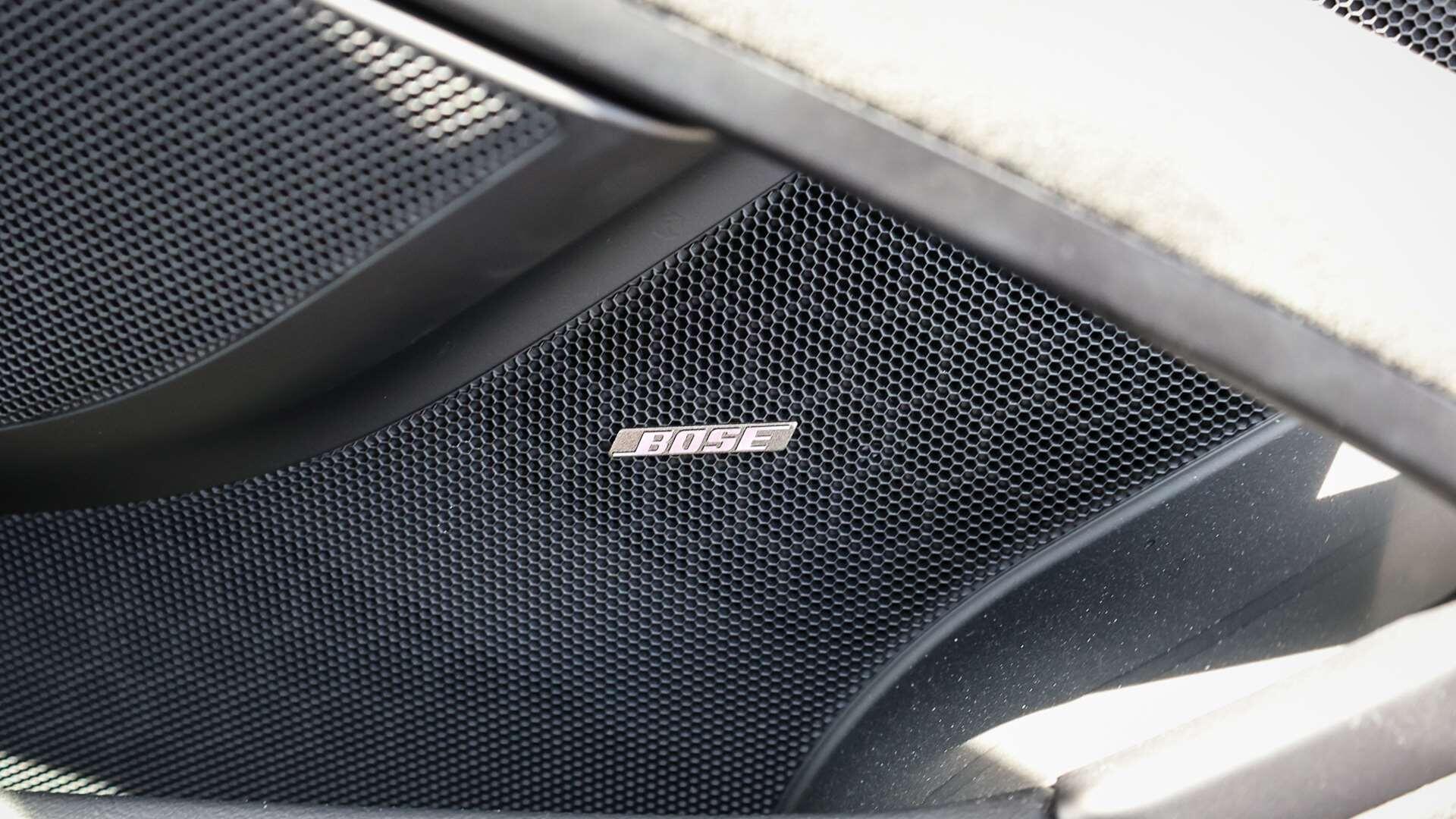 Porsche Cayman view 26