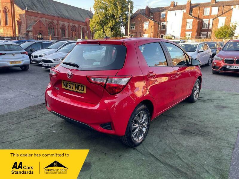 2017 Toyota Yaris 1.5 VVT-i Icon Euro 6 5dr • 37,180 miles image 11