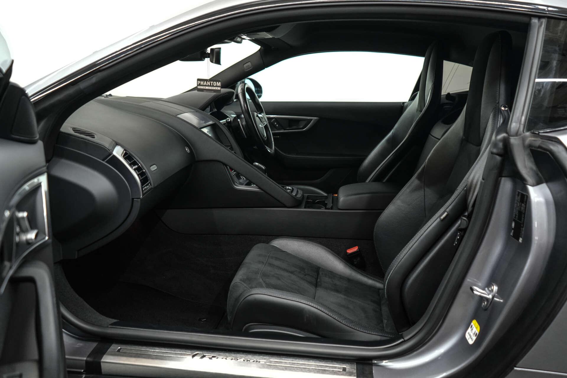 Jaguar F-Type view 17