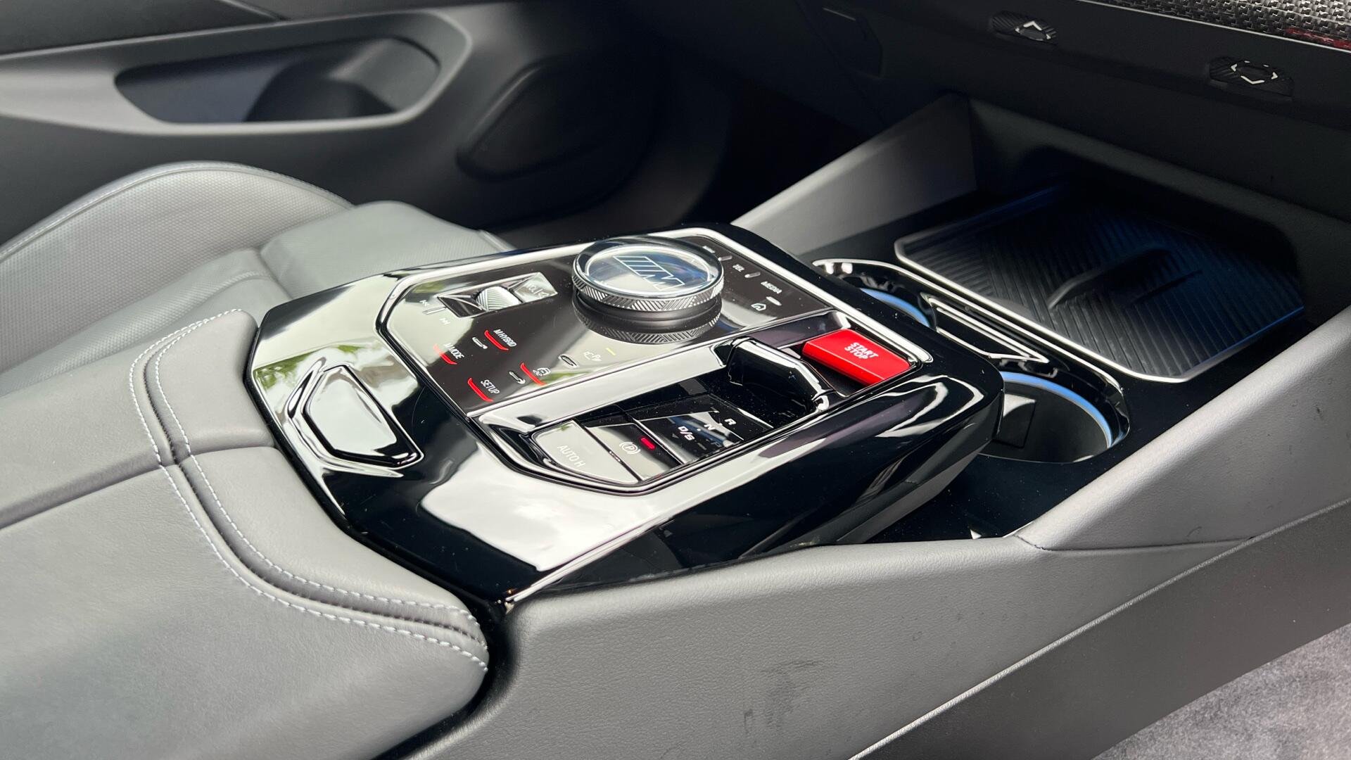 BMW M5 view 10