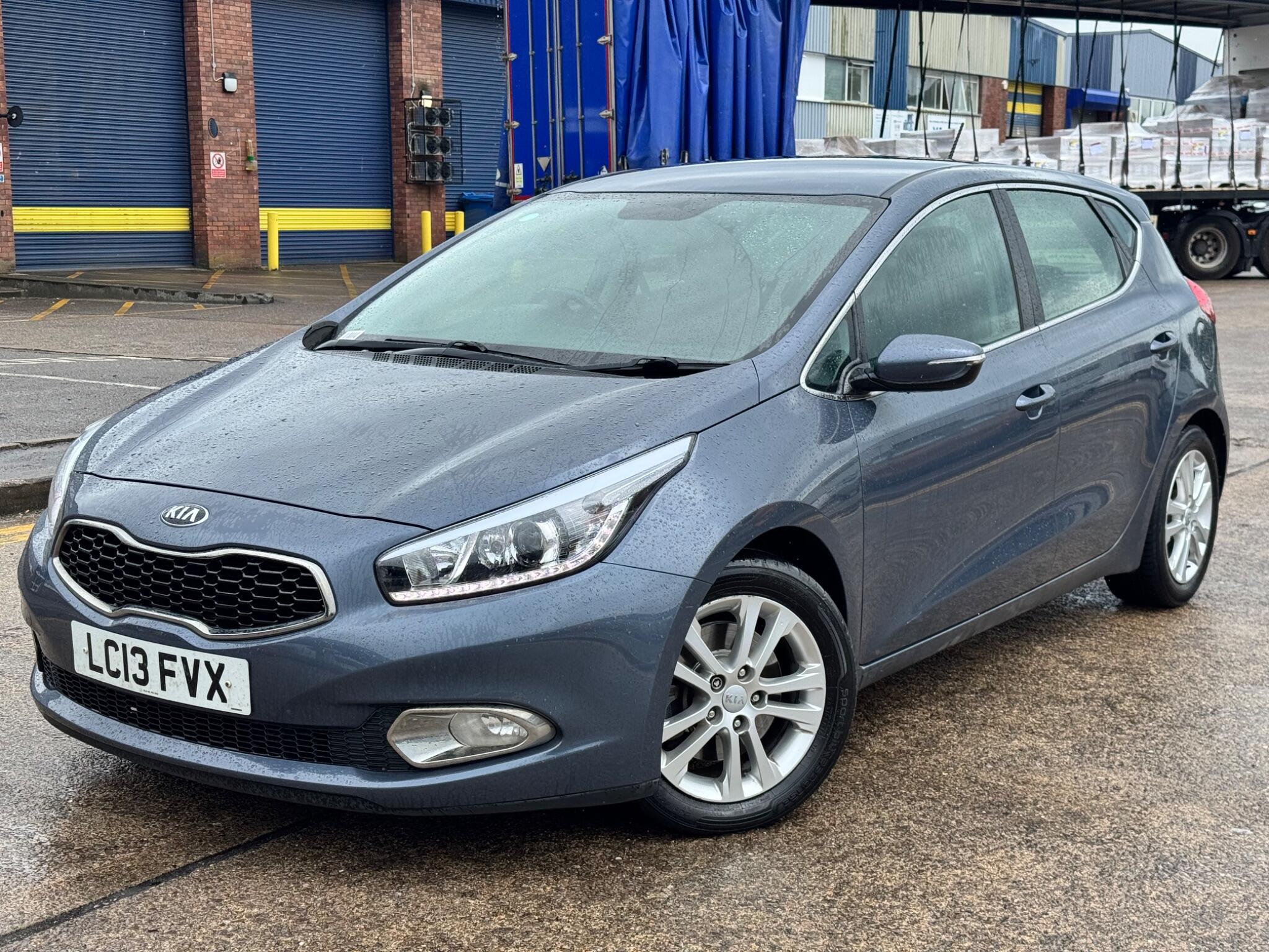 Kia Ceed view 3