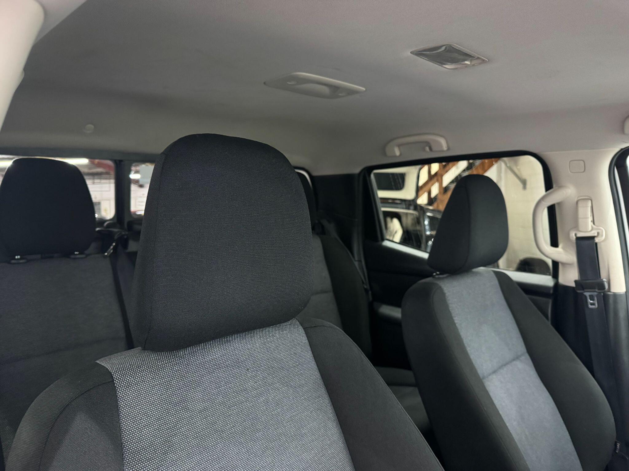 Mercedes-Benz X-Class view 25