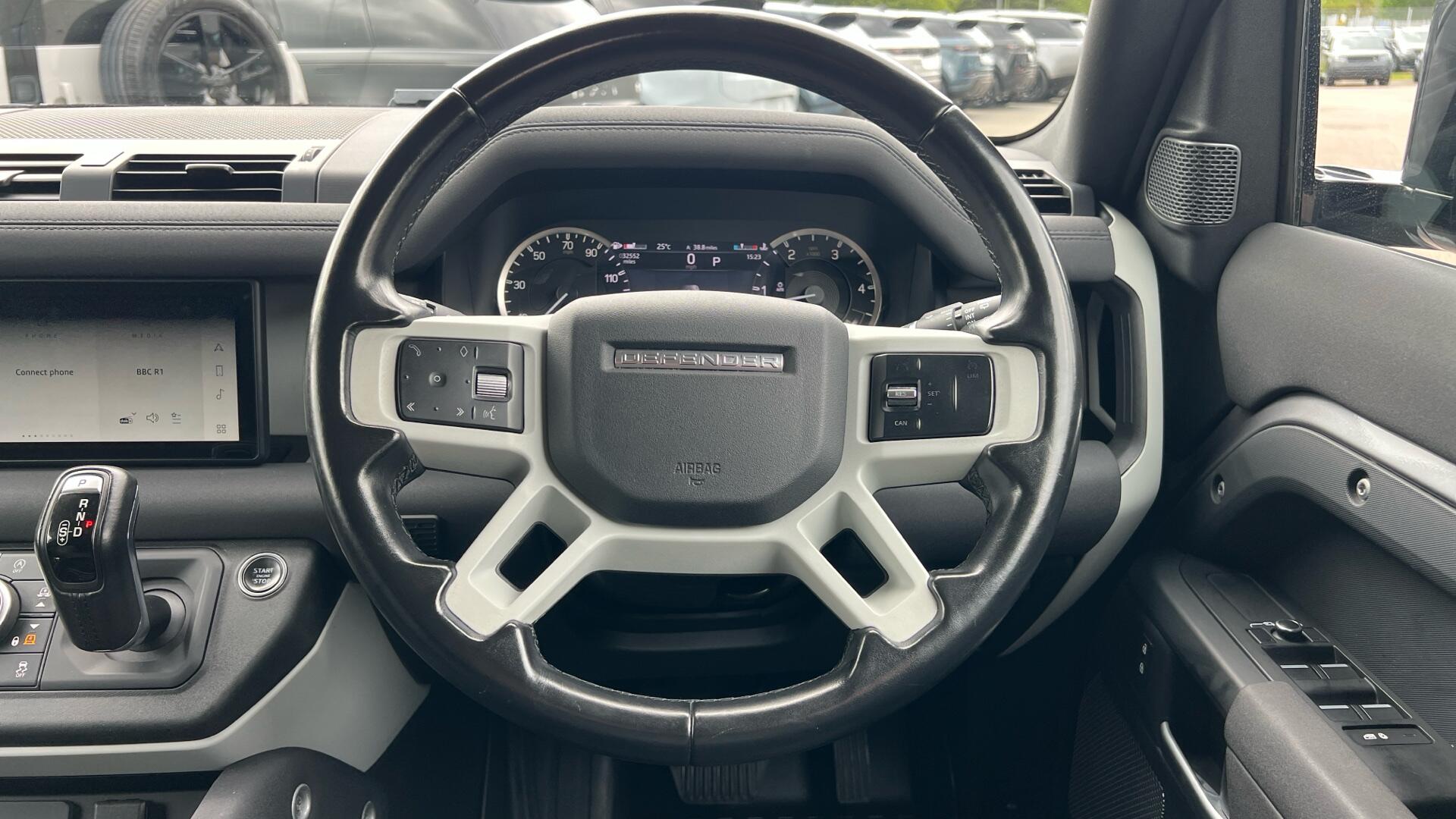 Land Rover Defender view 17