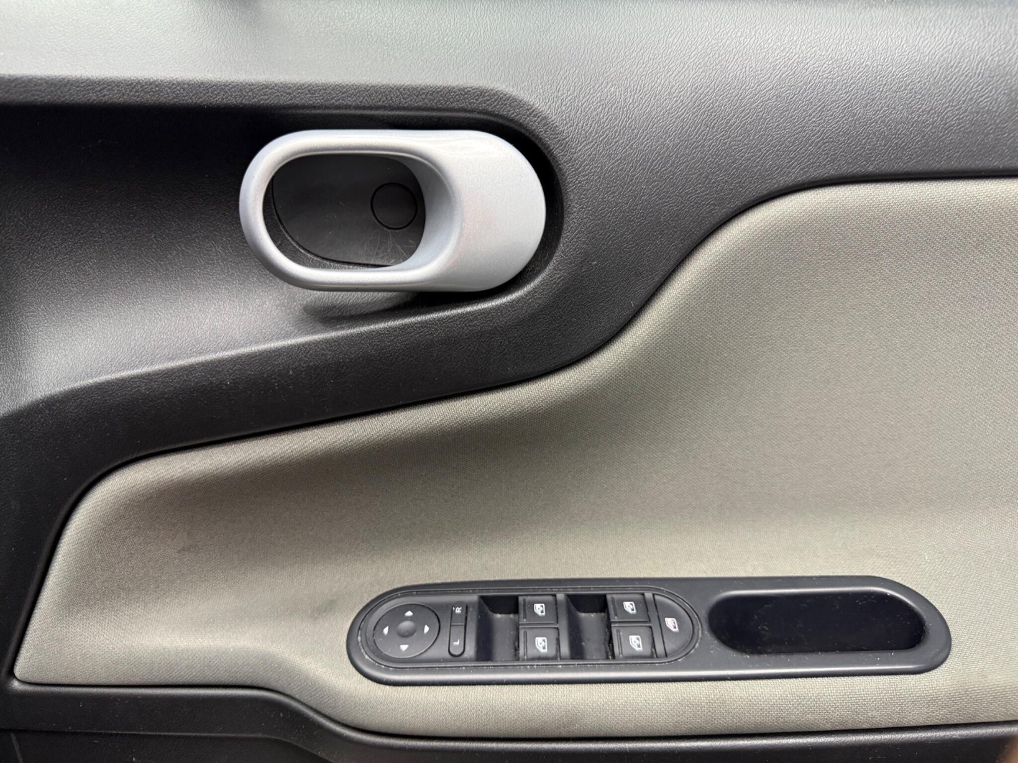 MG MG3 view 16