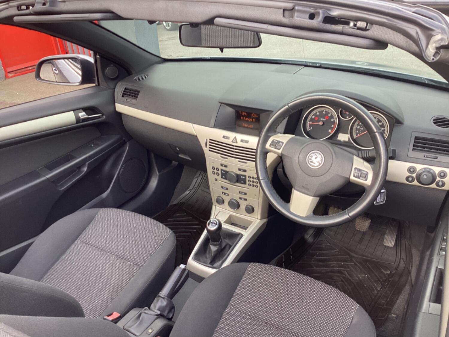 Vauxhall Astra view 26