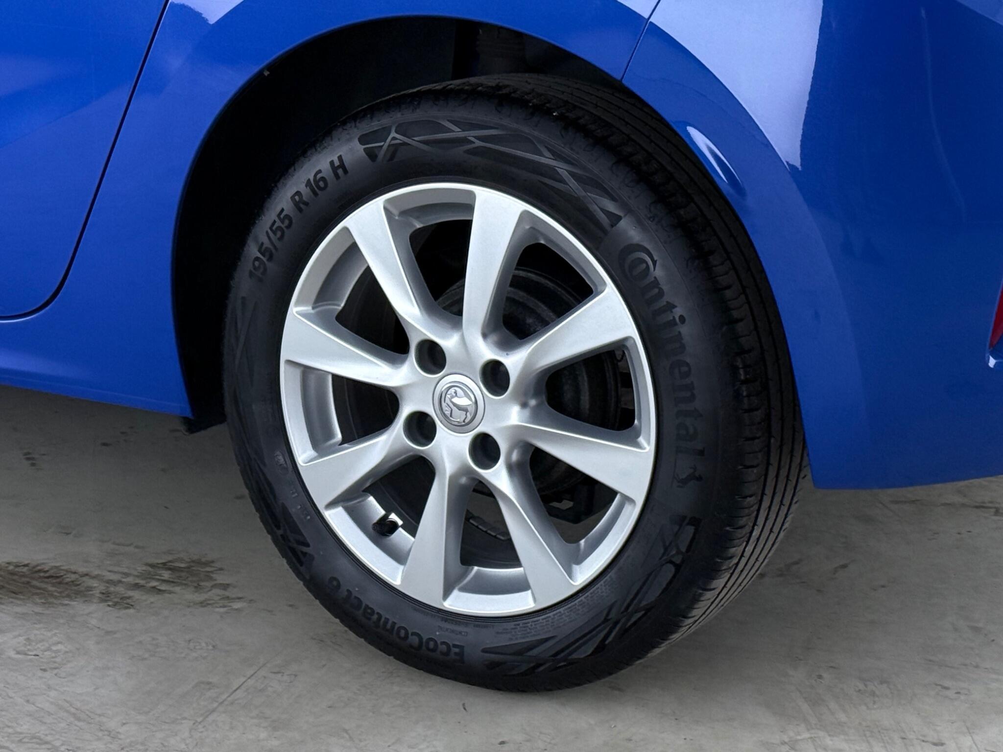 Vauxhall Corsa view 9