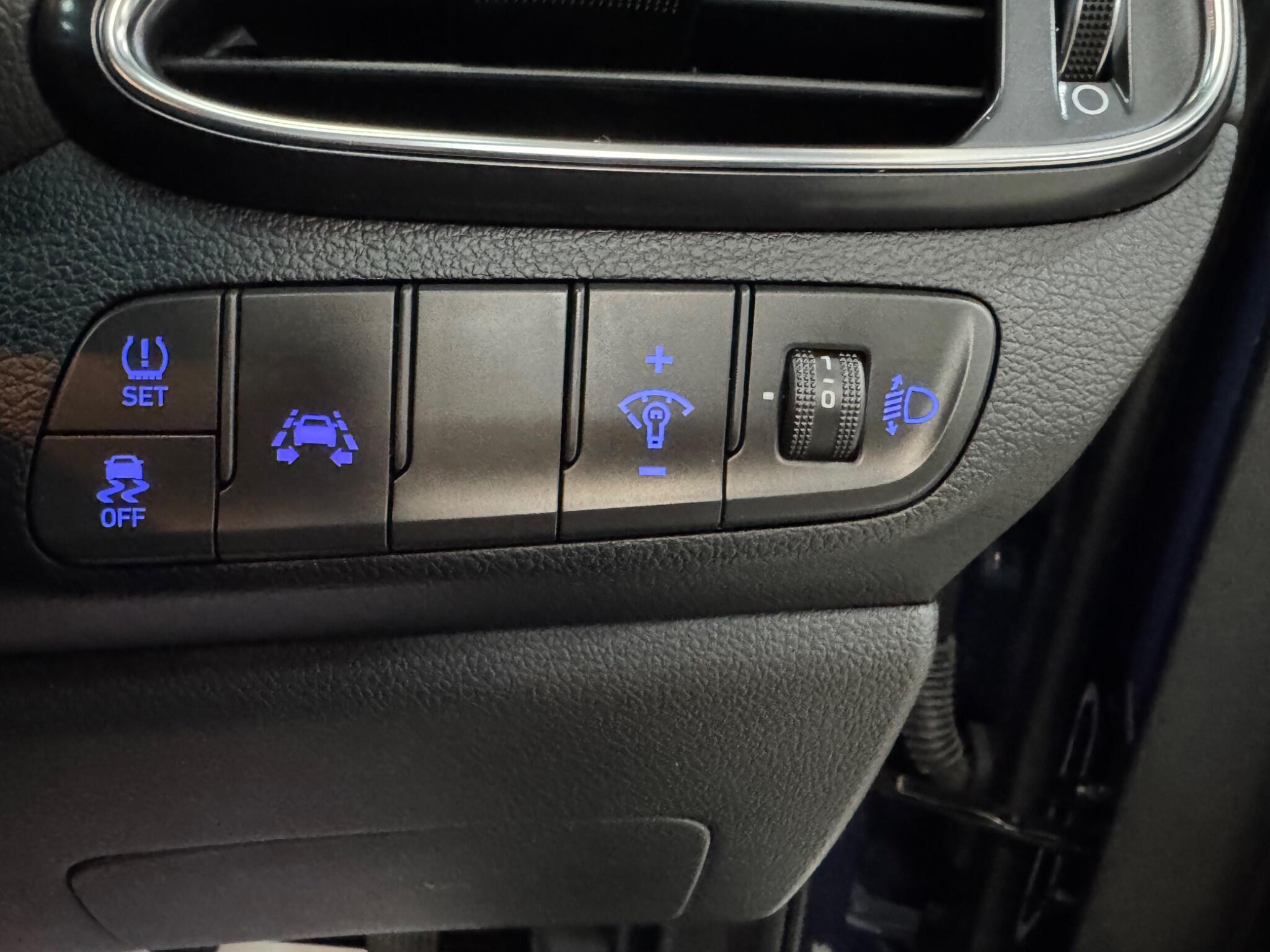 Hyundai i30 view 44