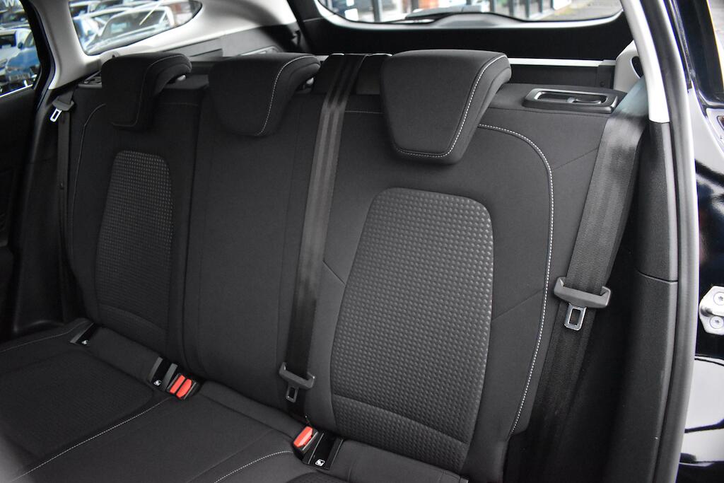 Ford Focus view 42