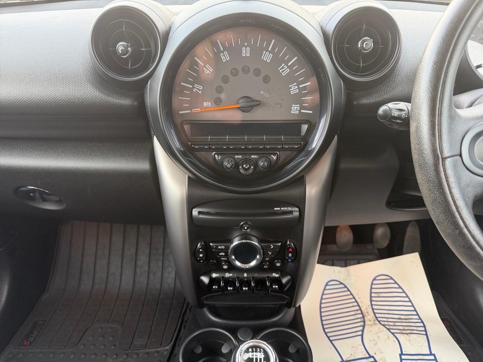 Mini Countryman view 9