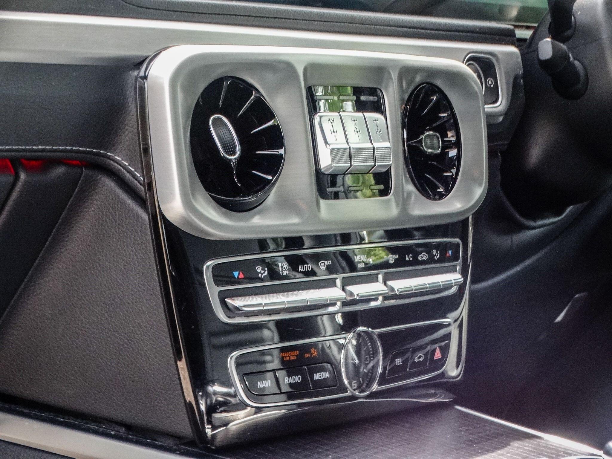 Mercedes-Benz G Class view 17