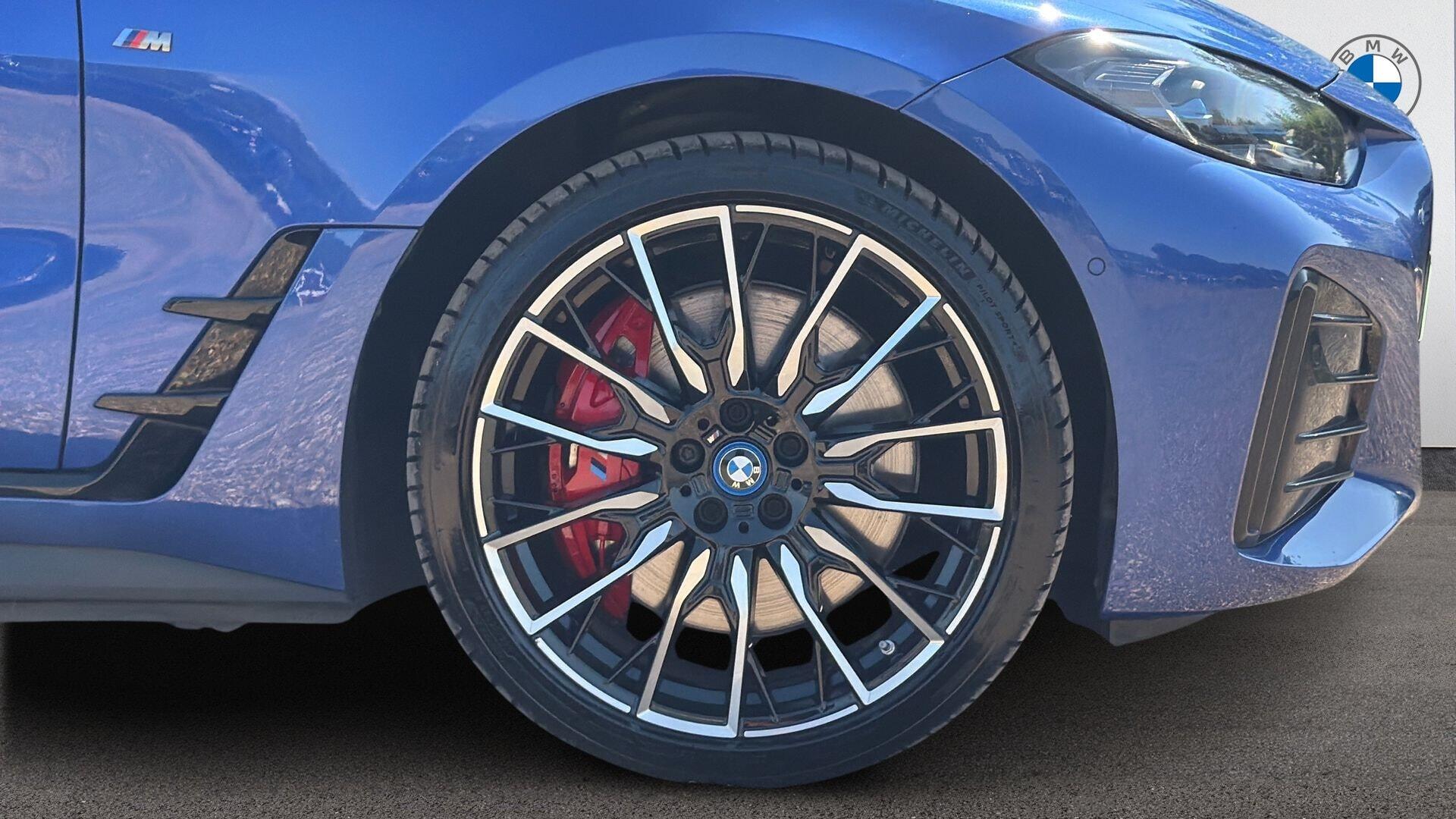BMW I4 view 14