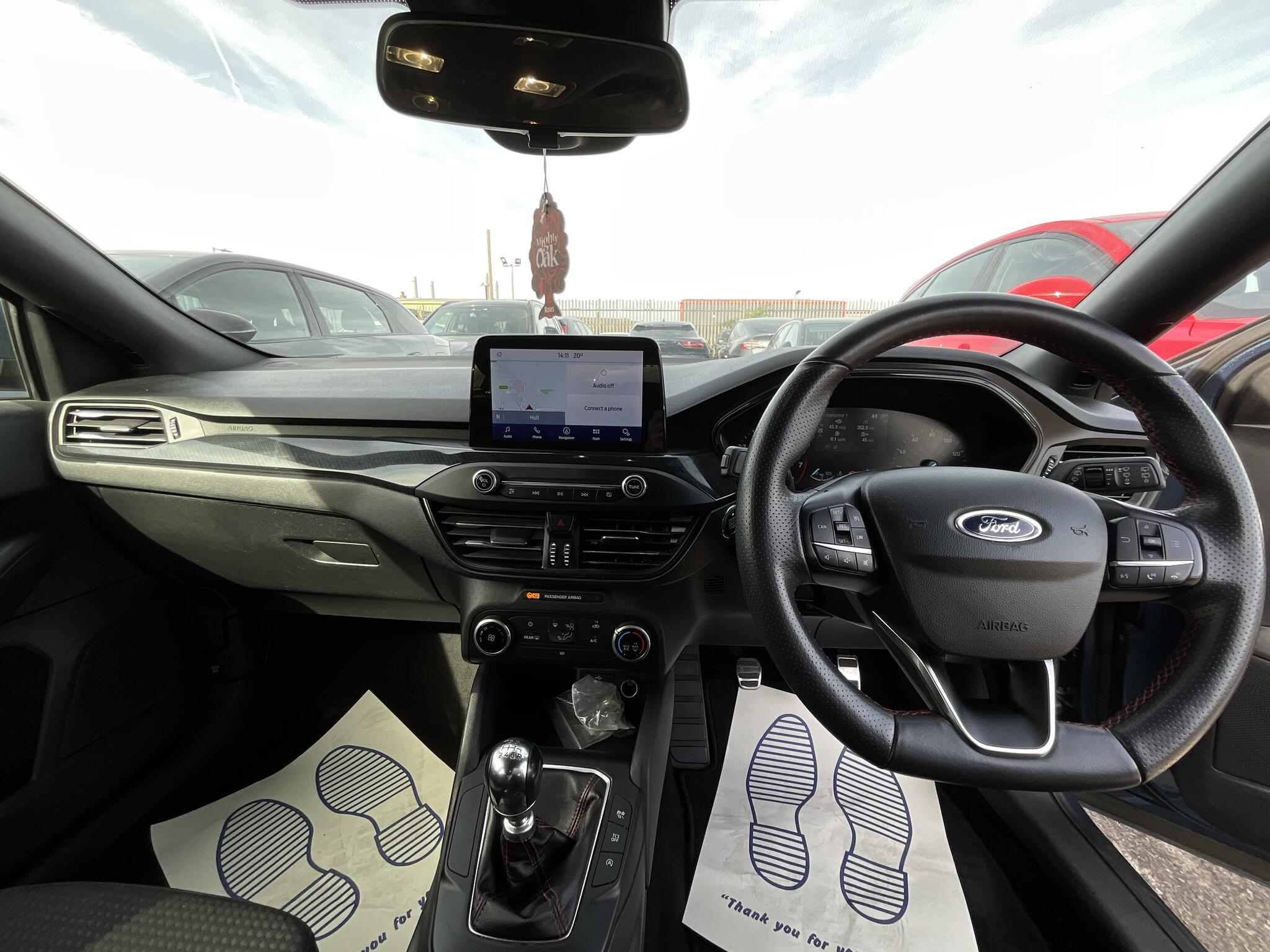 Ford Focus view 19