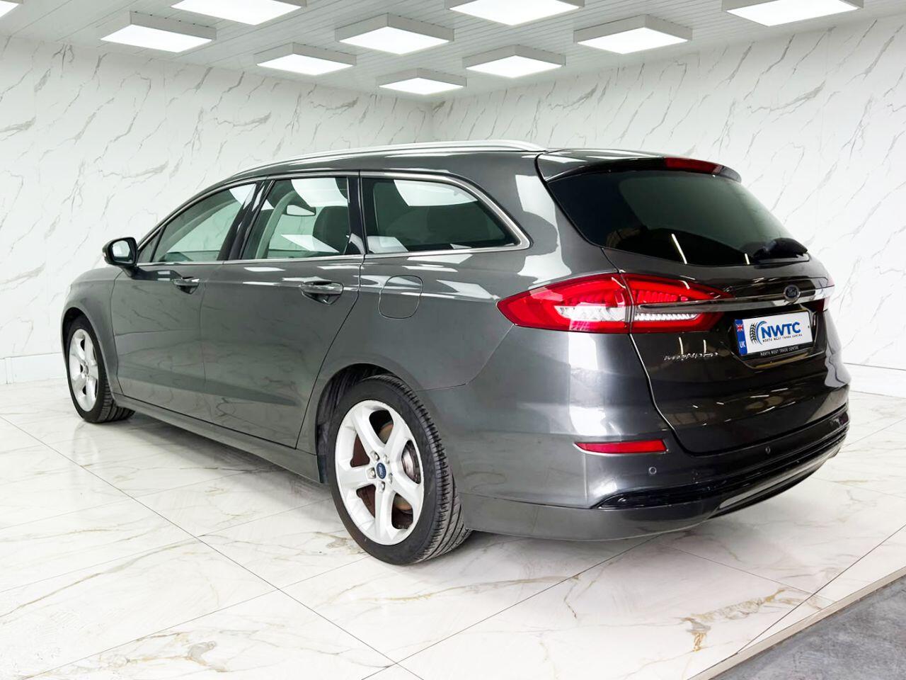 Ford Mondeo view 8