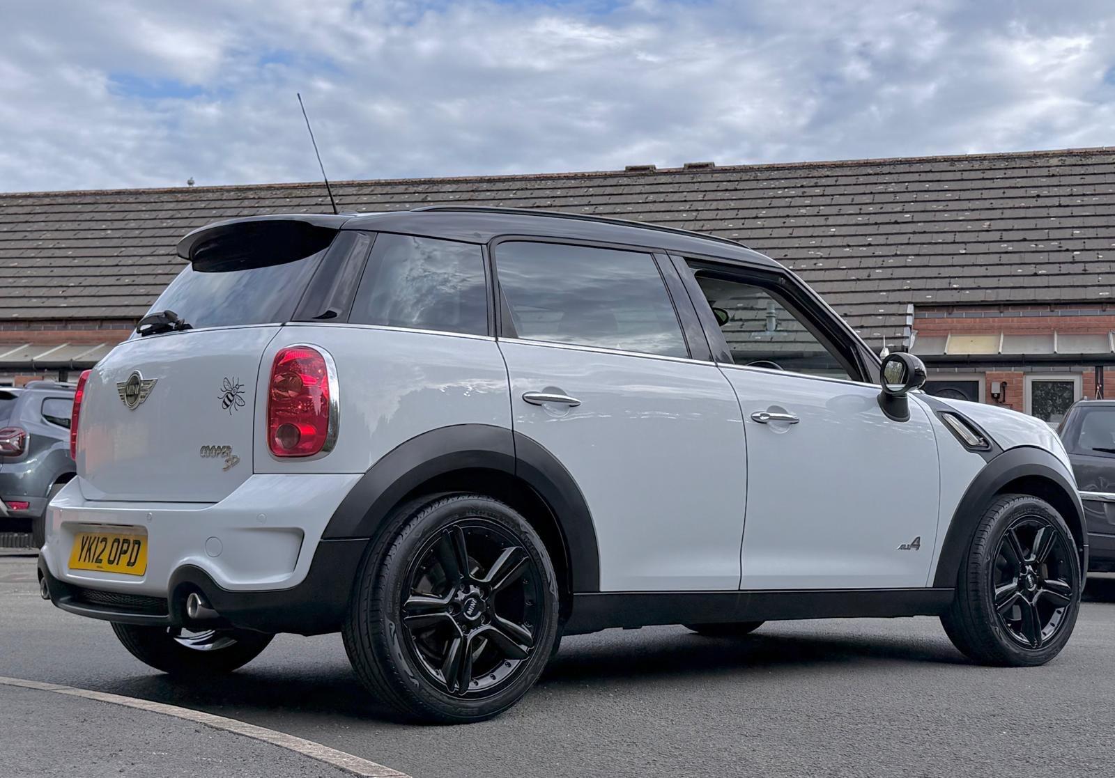 MINI Countryman view 37