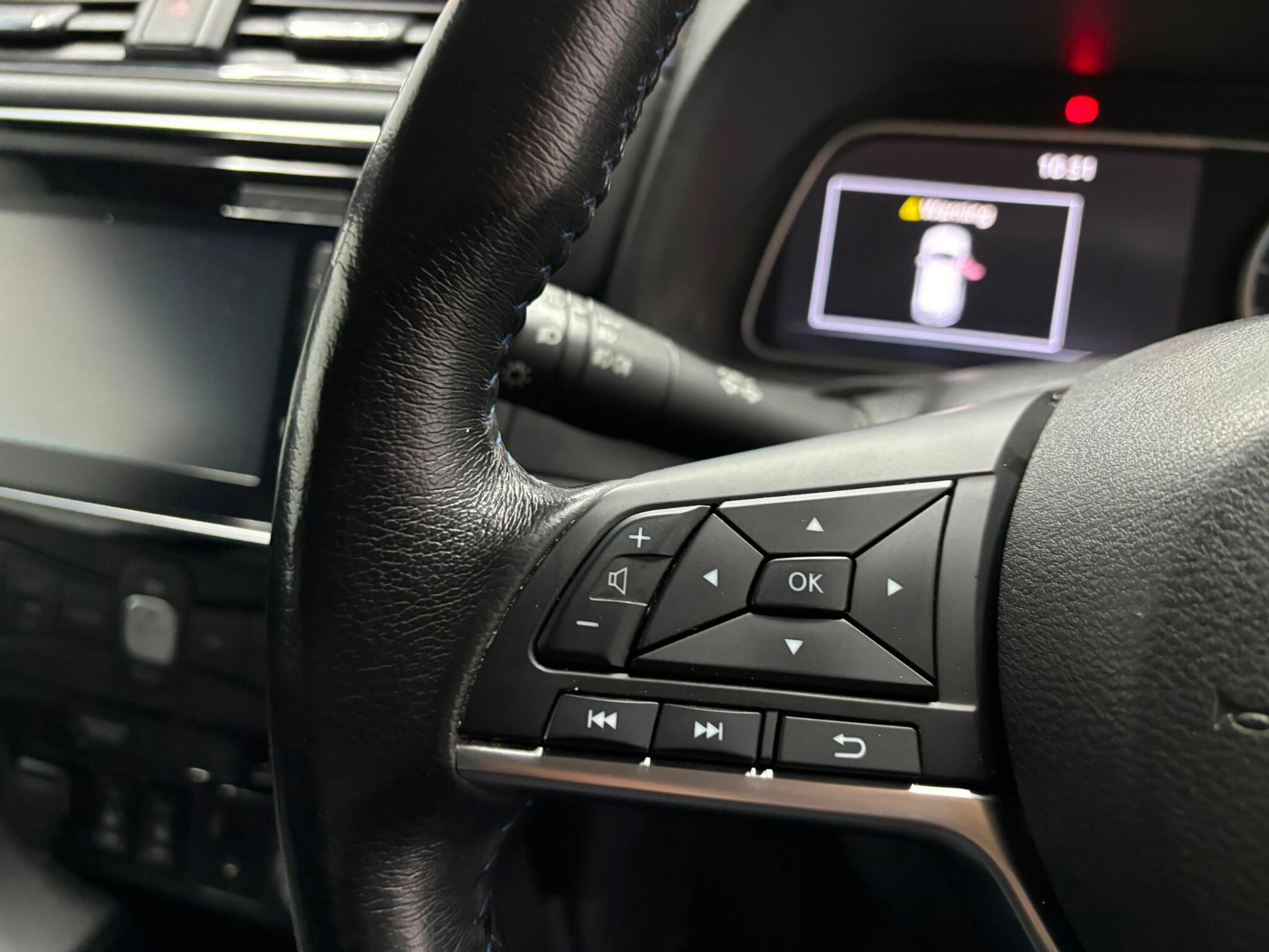 Nissan Leaf view 20