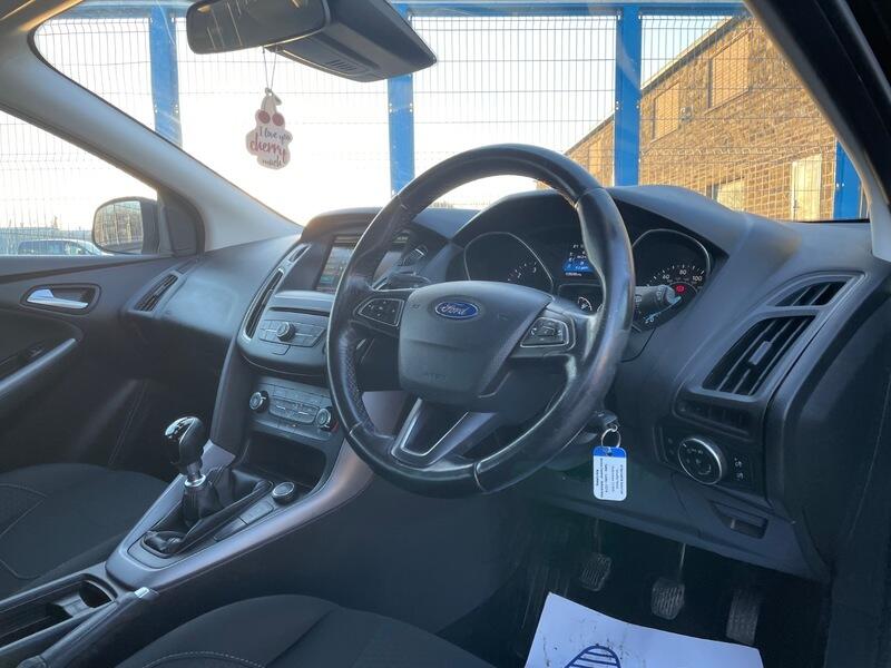 2015 Ford Focus image 7