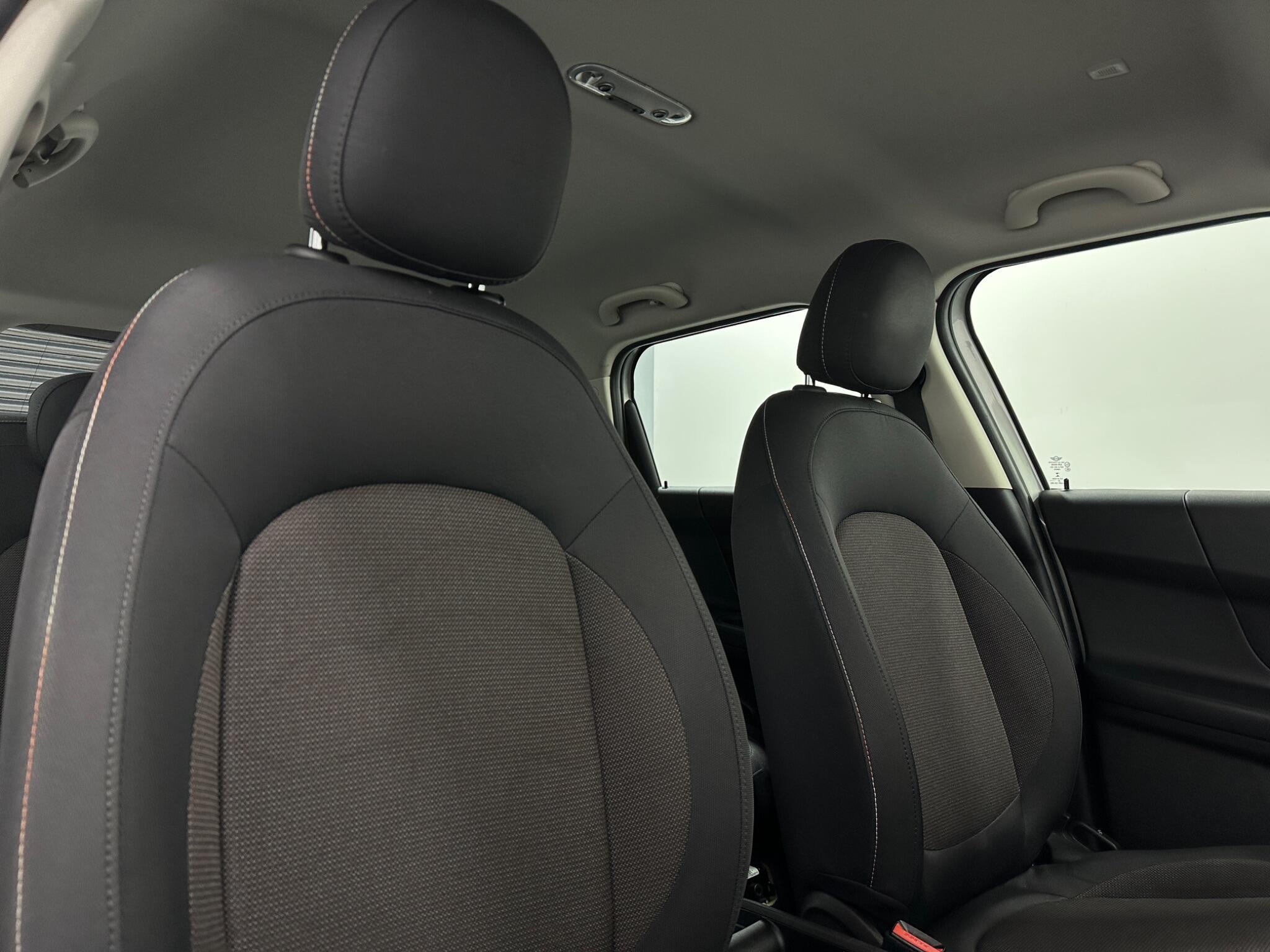 Mini Countryman view 34