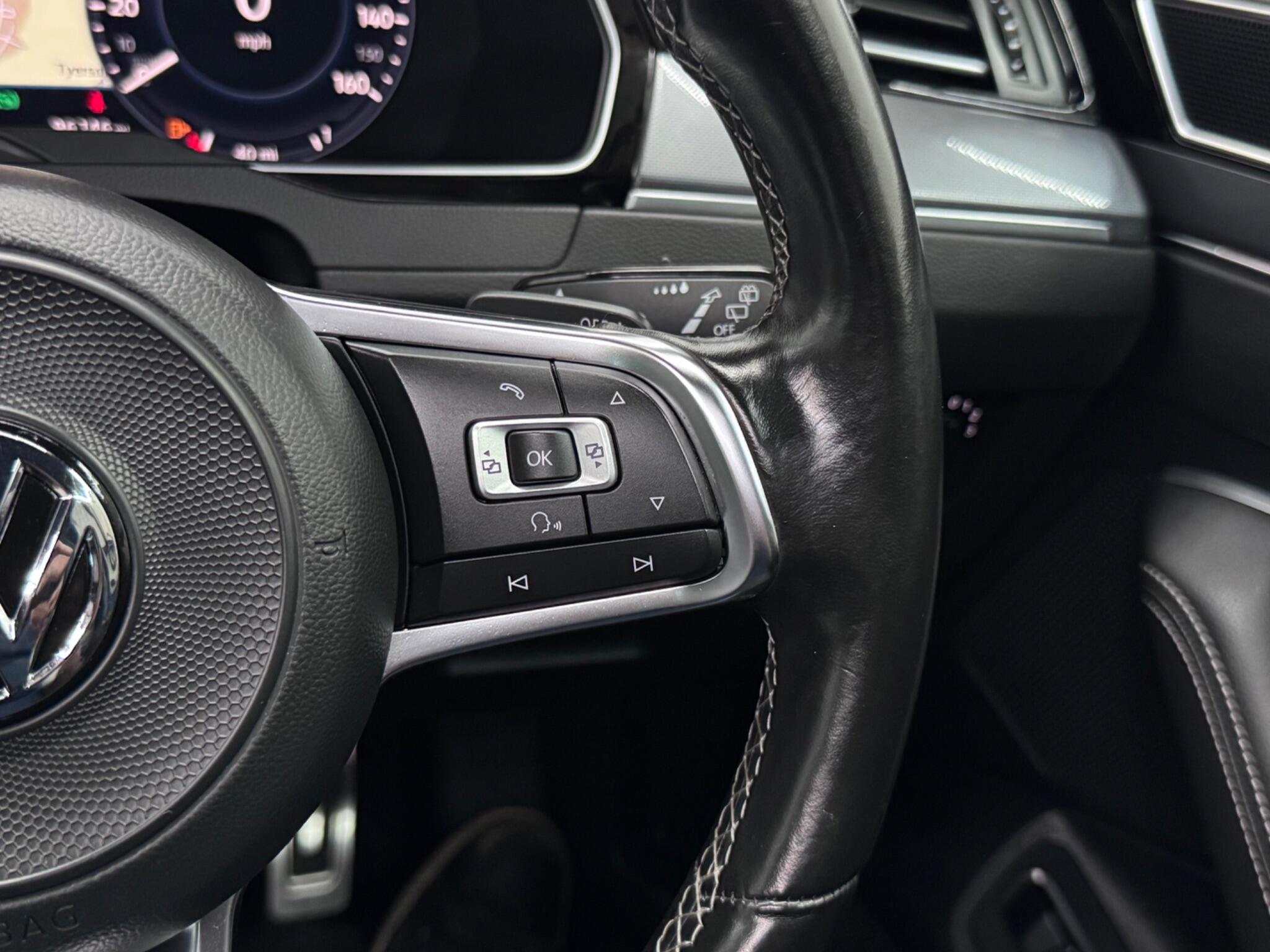 Volkswagen Passat view 55