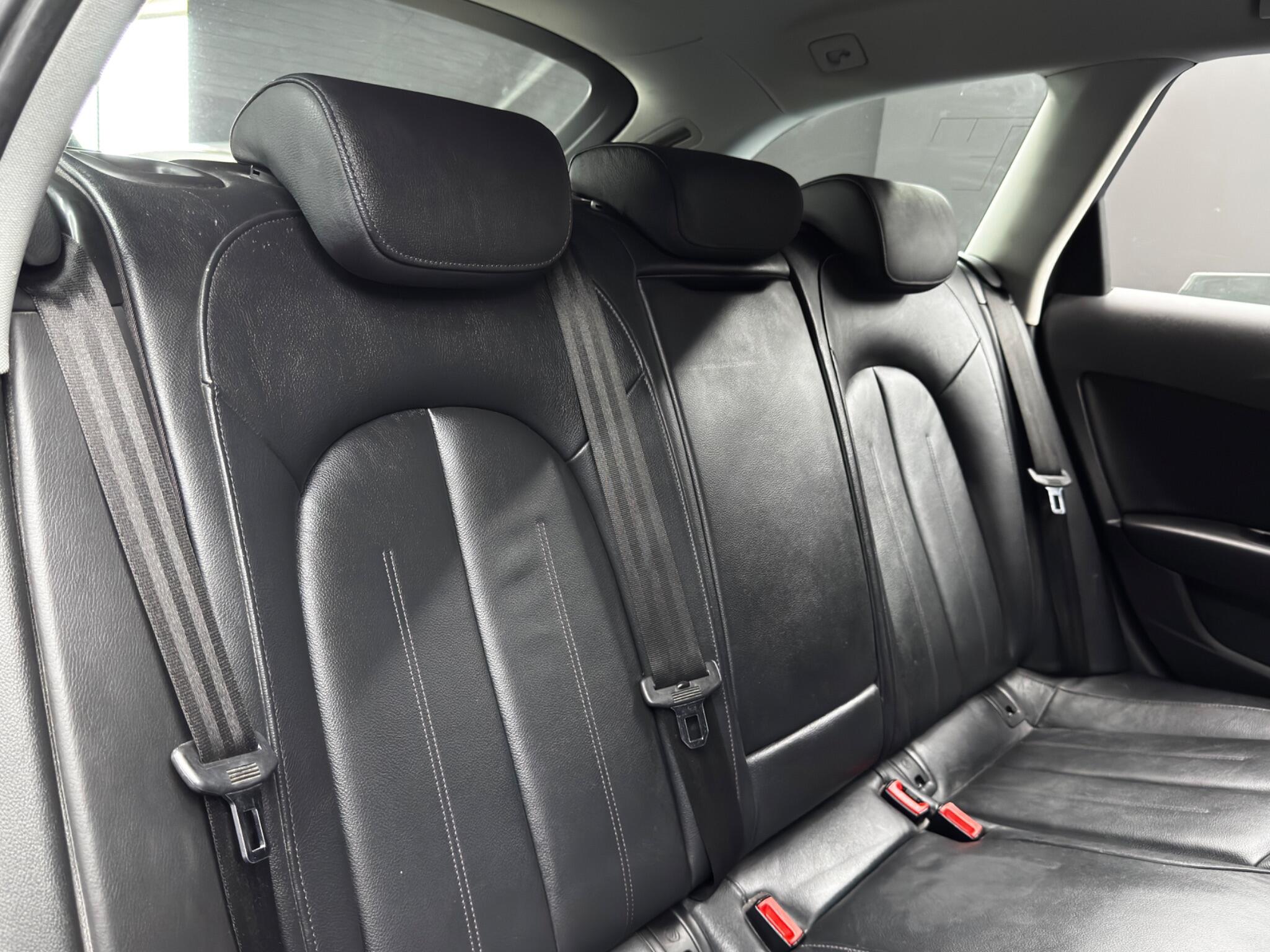 Audi A6 view 15