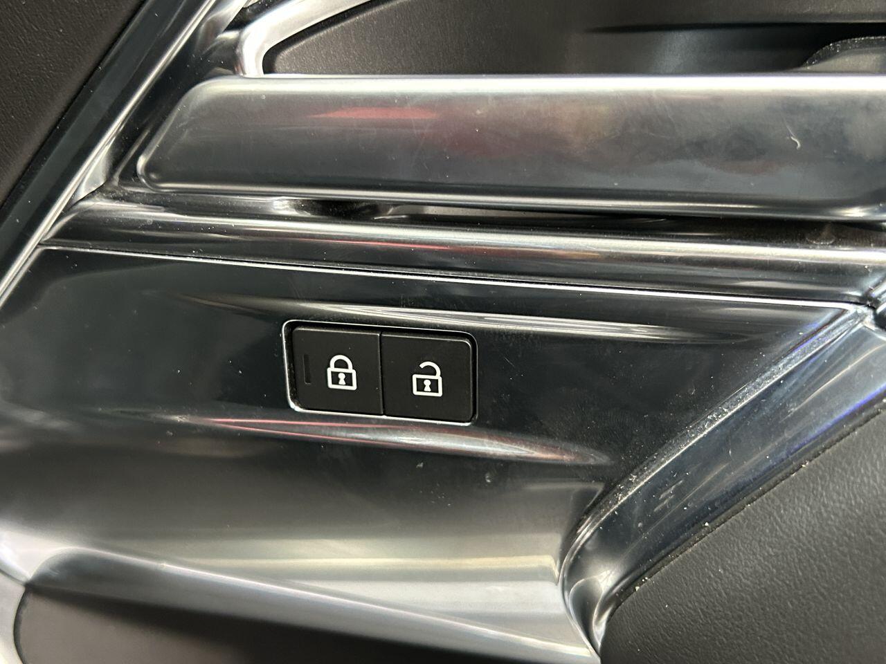 Land Rover Range Rover view 59