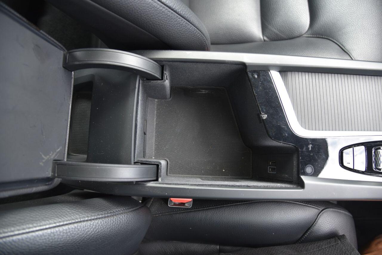 Volvo XC60 view 43