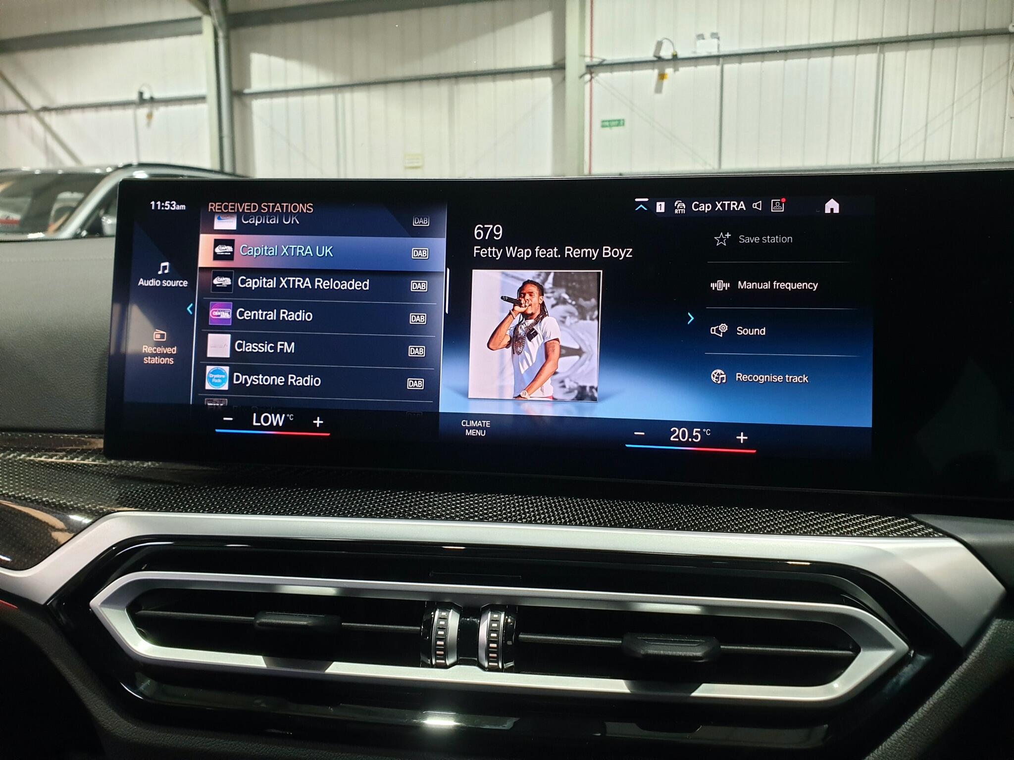 BMW 3 Series view 82
