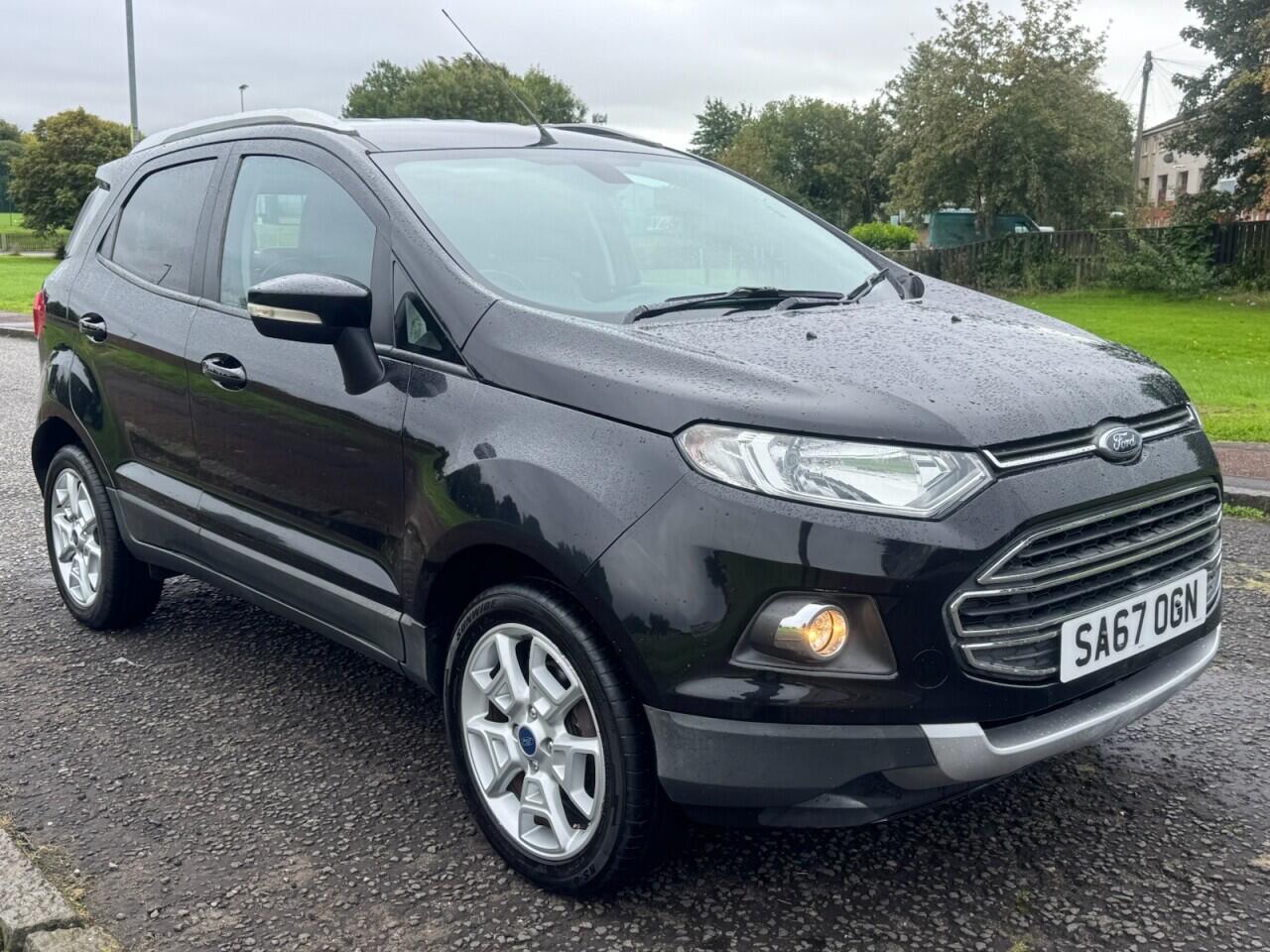 Ford Ecosport view 11