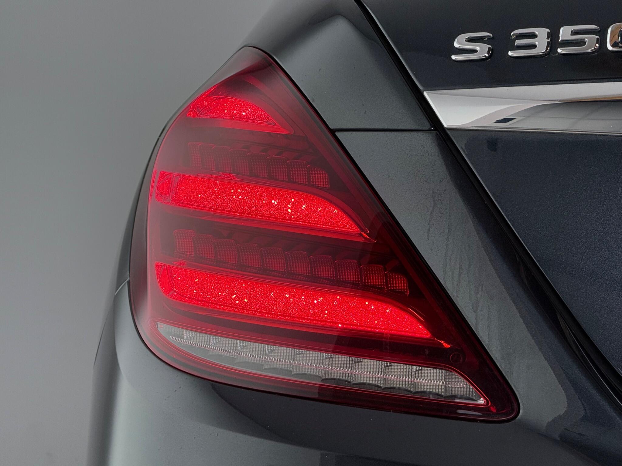 Mercedes-Benz S-Class view 6
