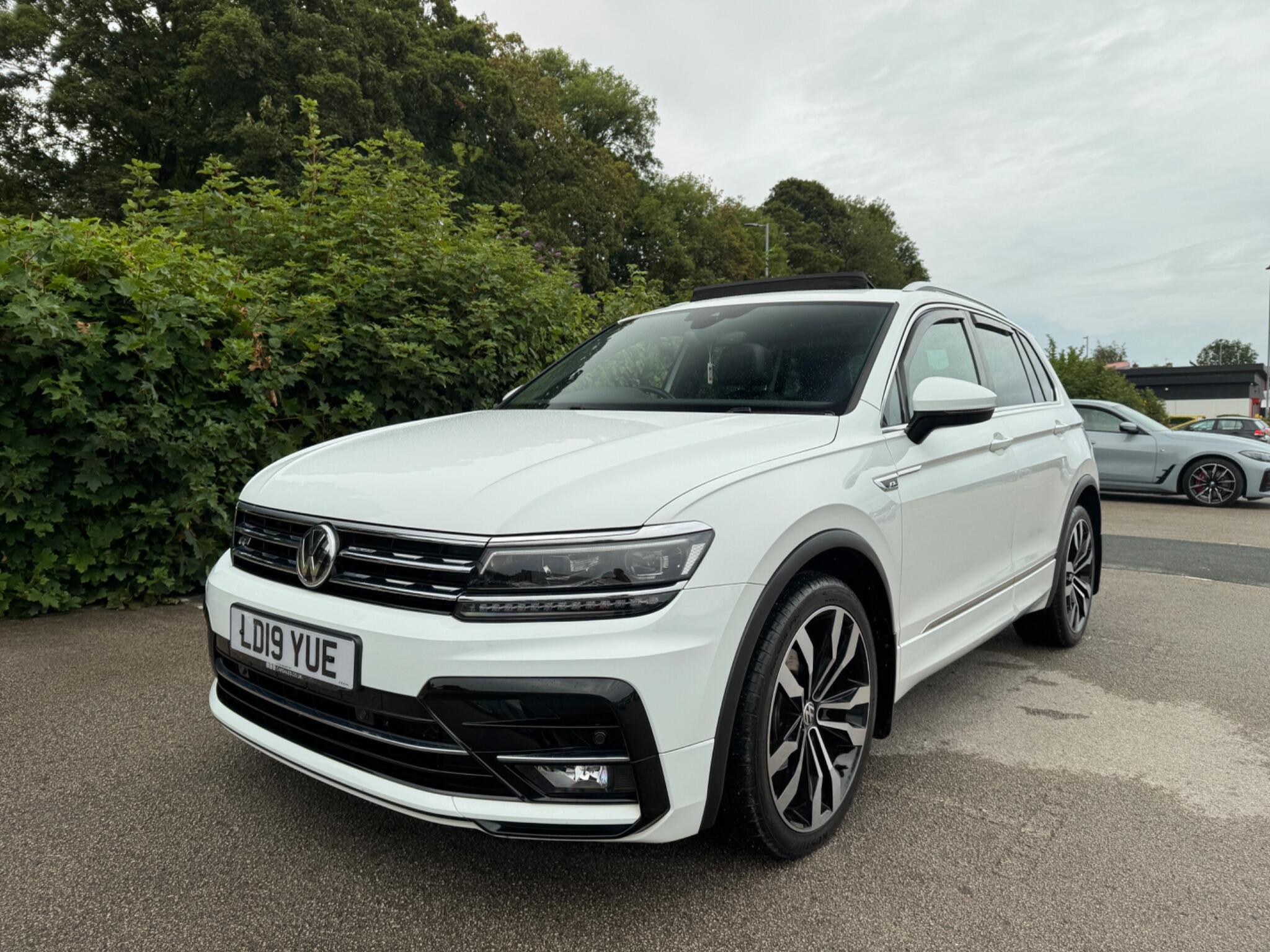 Volkswagen Tiguan main image