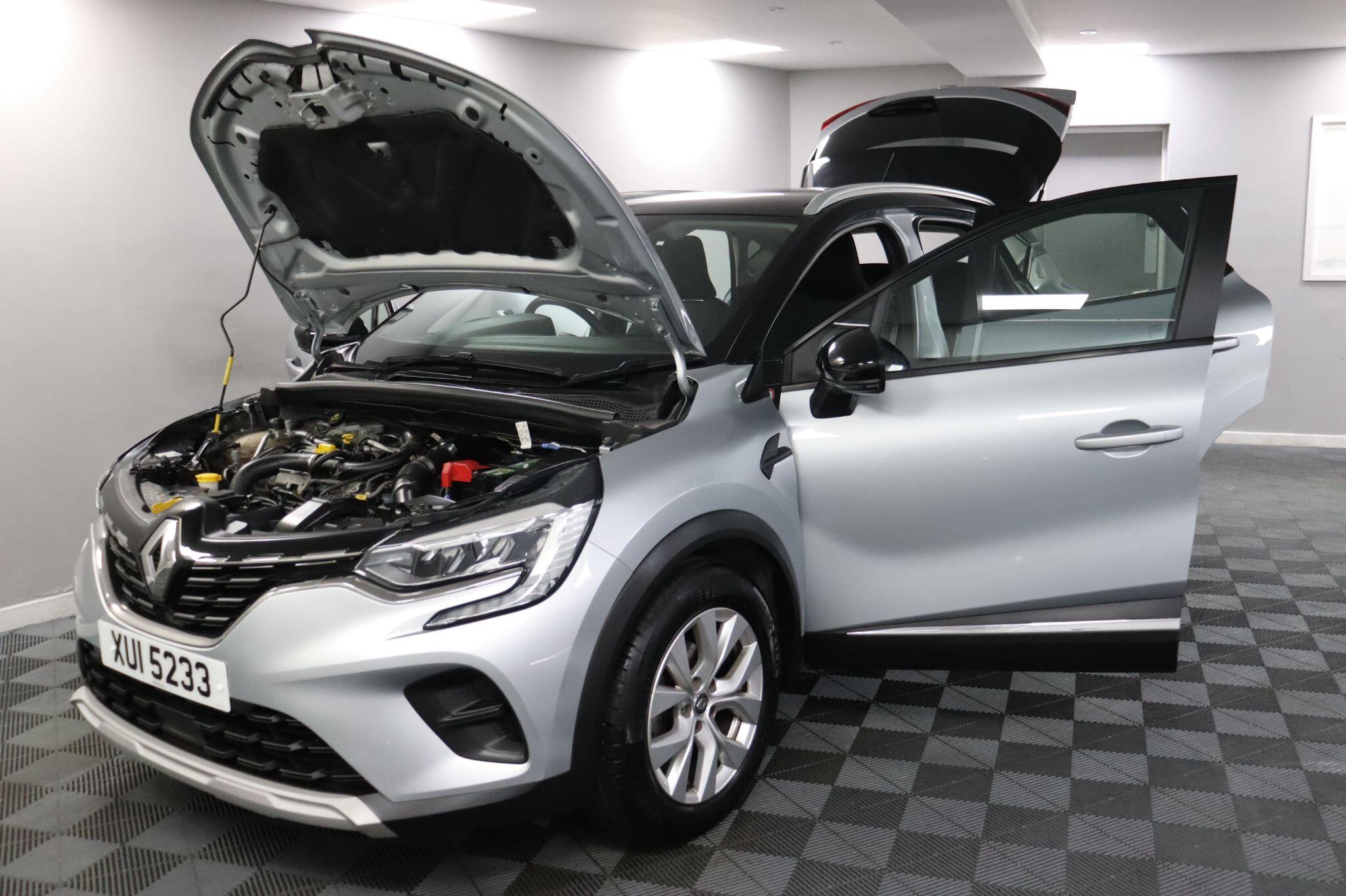 Renault Captur view 16