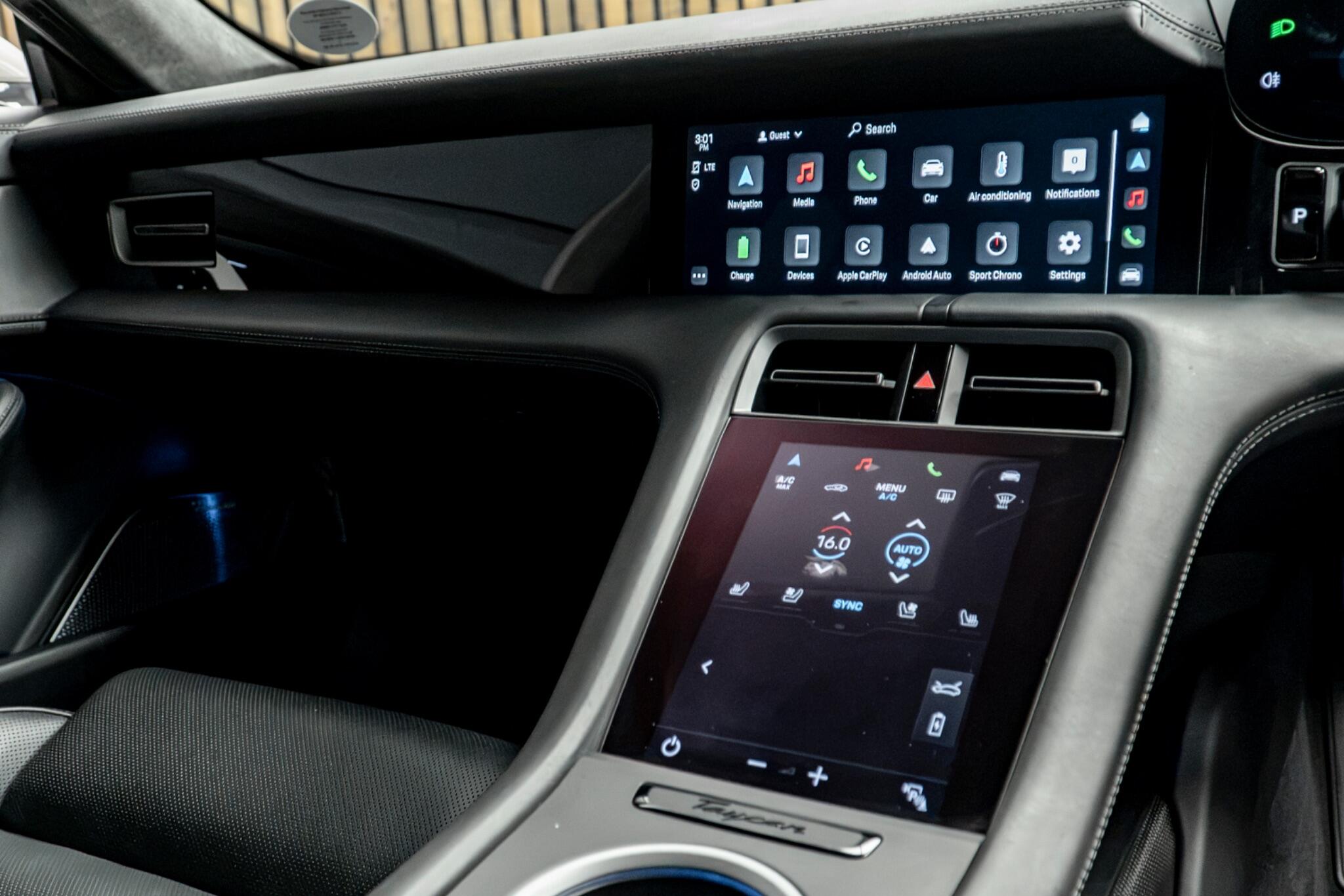 Porsche Taycan view 25