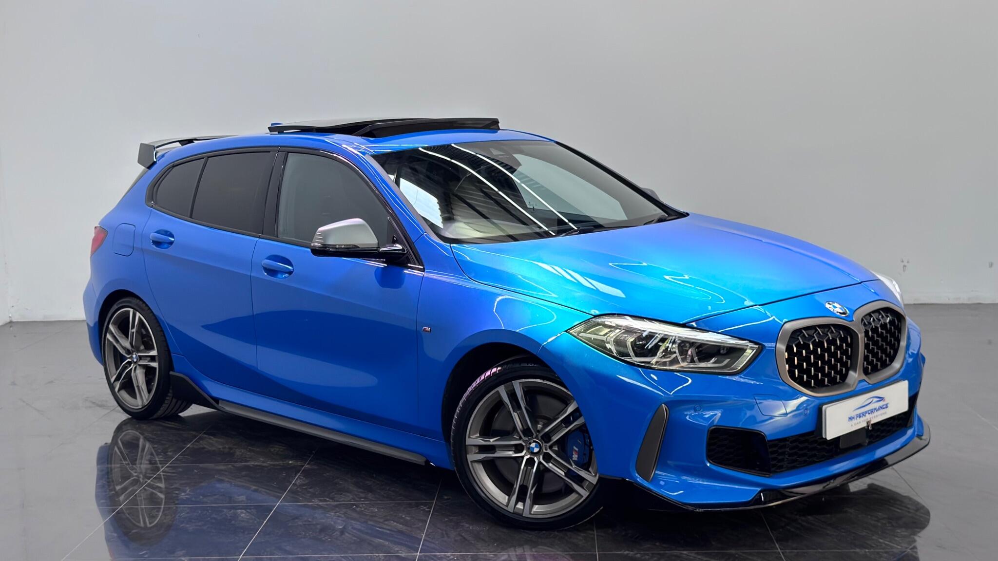 BMW 1 Series view 24