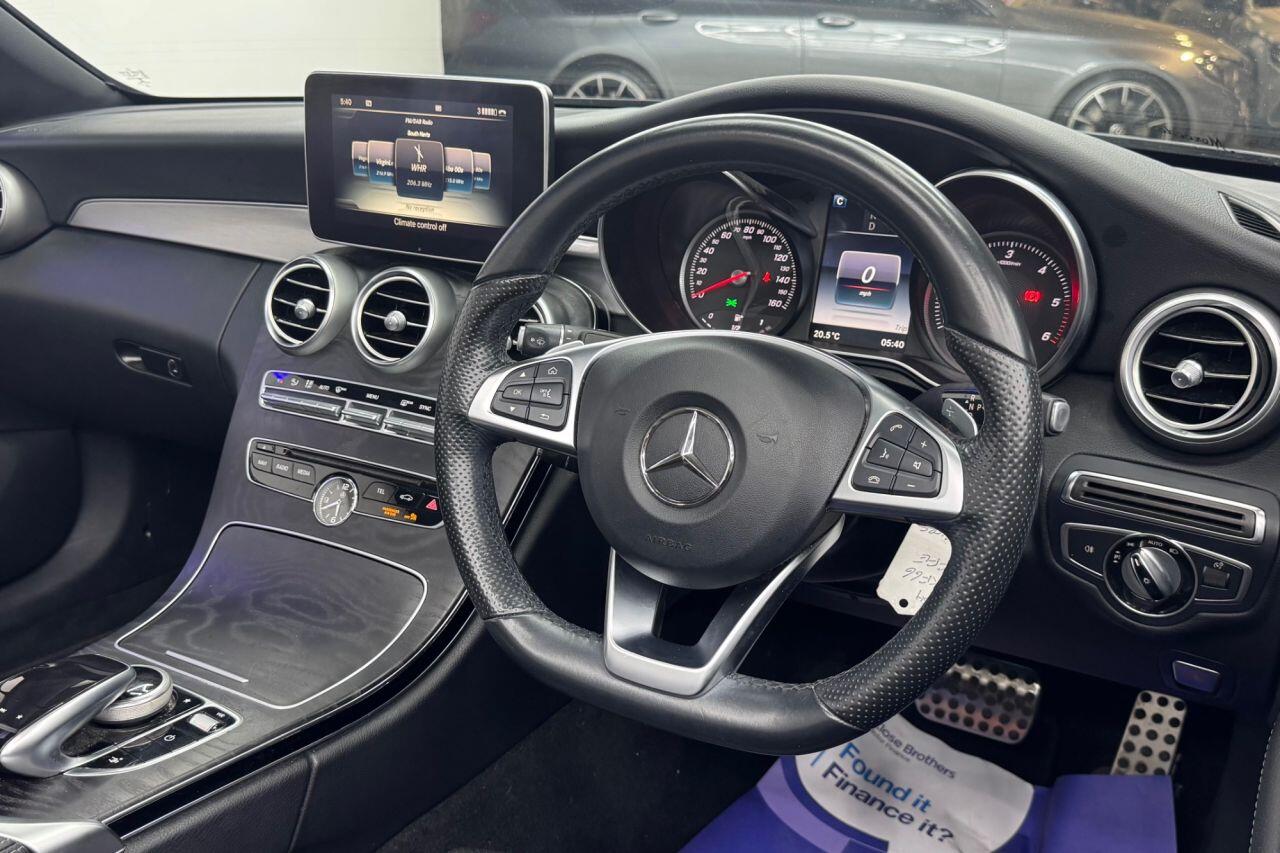 Mercedes-Benz C-Class view 3